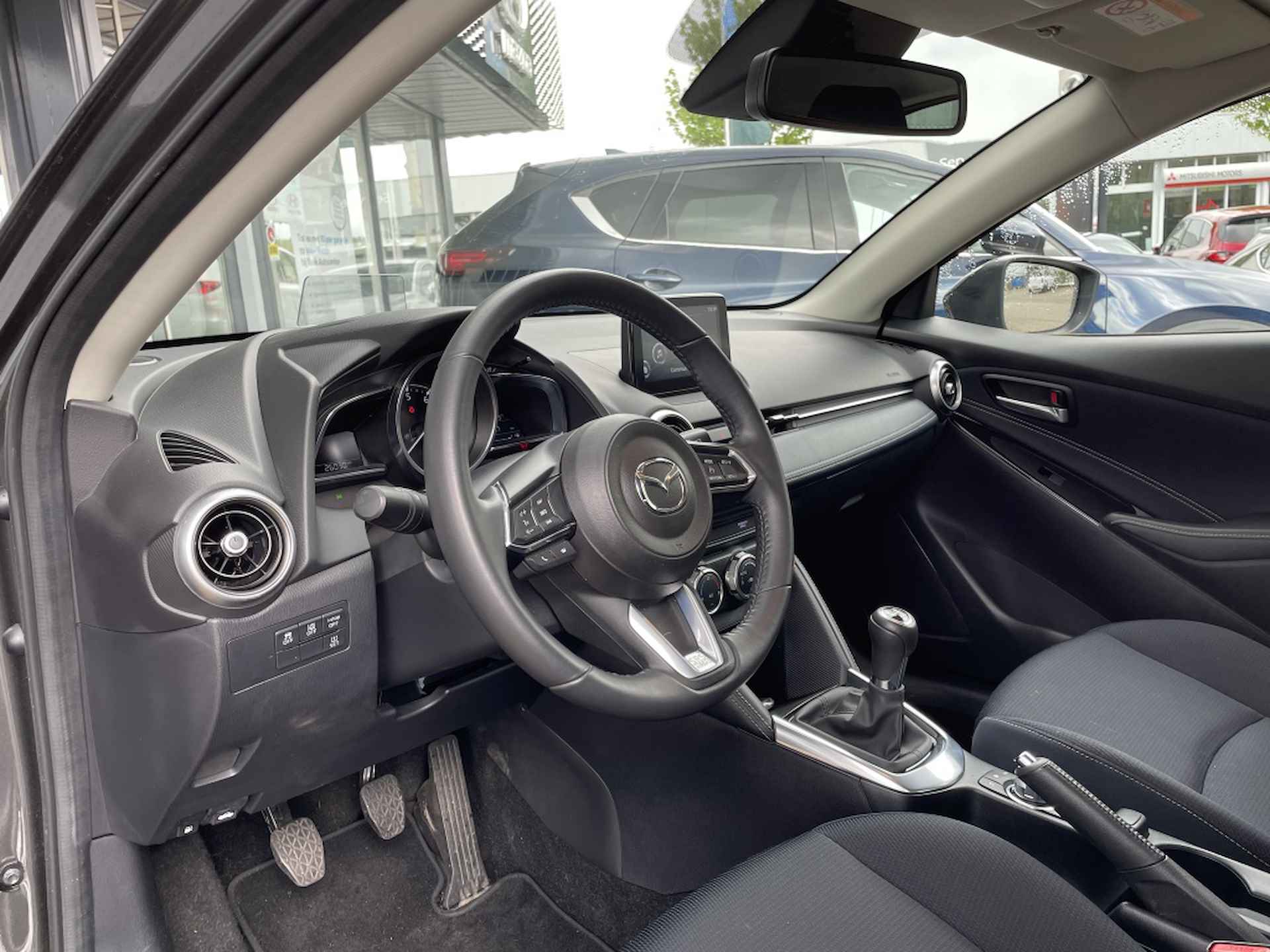 Mazda 2 1.5 Skyact-G Luxury | Stoel/stuurverwarming | Carplay | Camera - 9/33