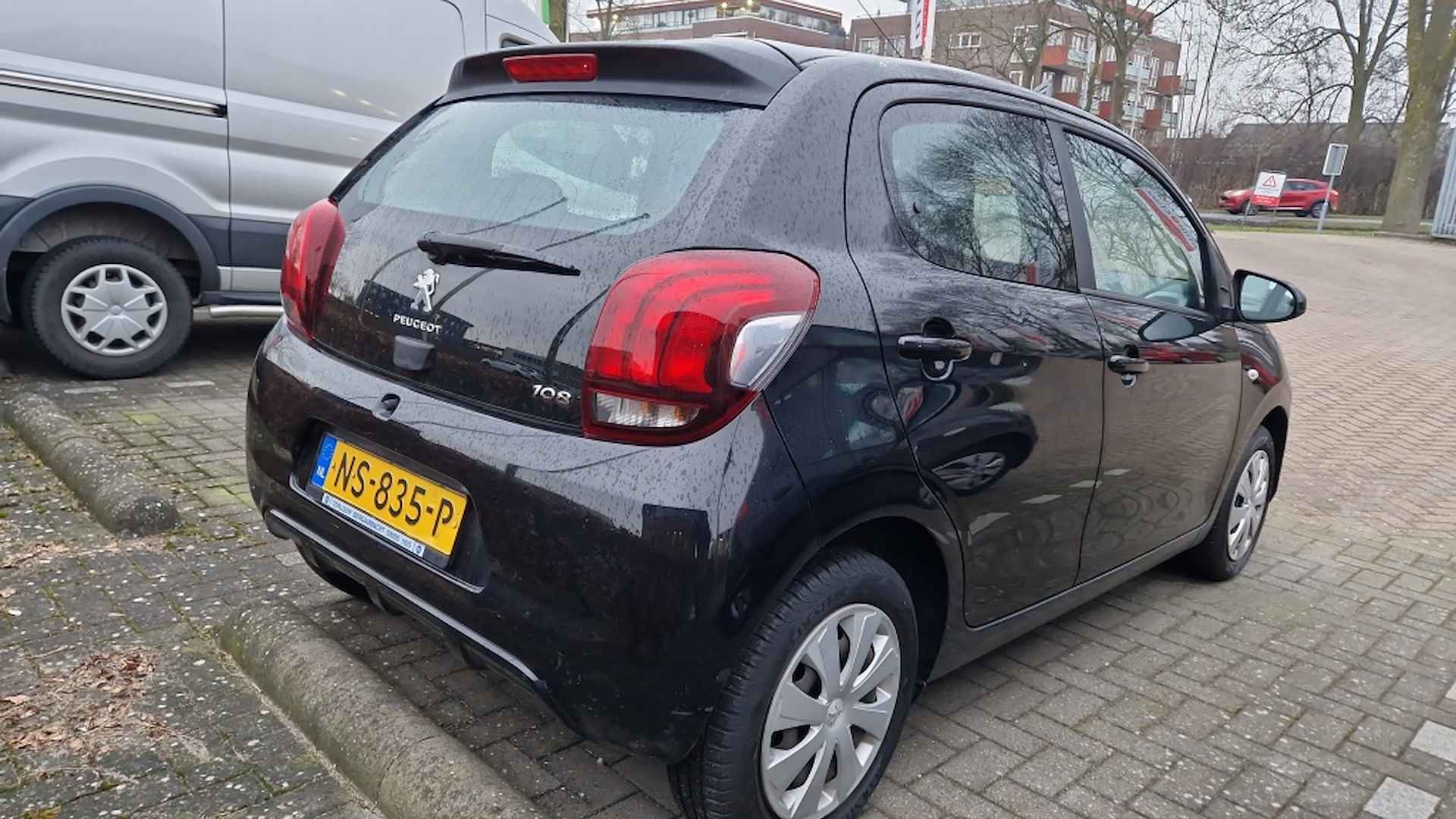 Peugeot 108 1.0 e-VTi Active | Airco - 2/3