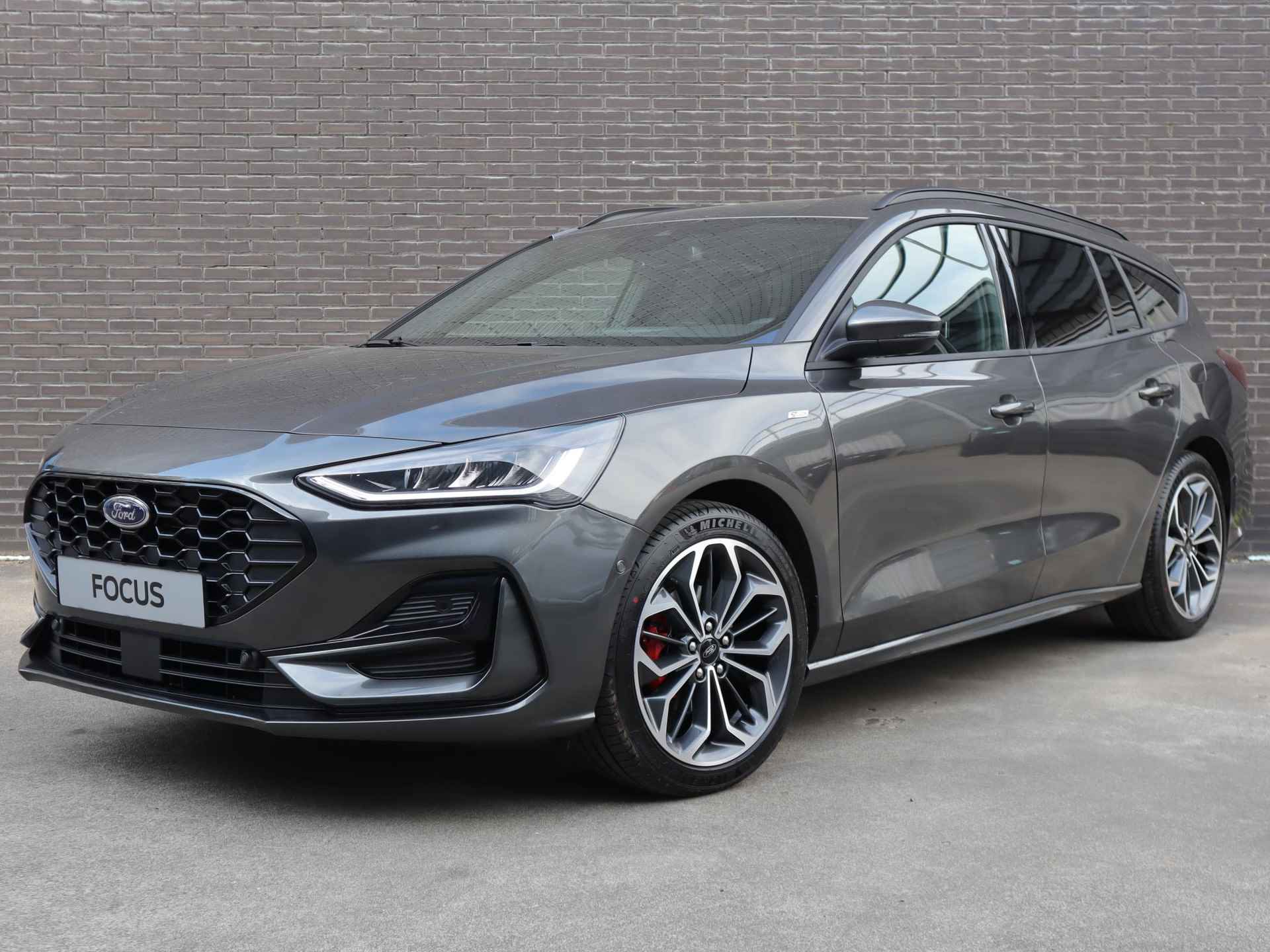 Ford Focus Wagon 1.0 EcoBoost Hybrid ST Line X 125pk | €3.500.- korting | Stoel- stuur en voorruitverwarming | 18inch lichtmetalen velgen | BLISS | Adaptieve cruise control | Direct leverbaar - 3/40