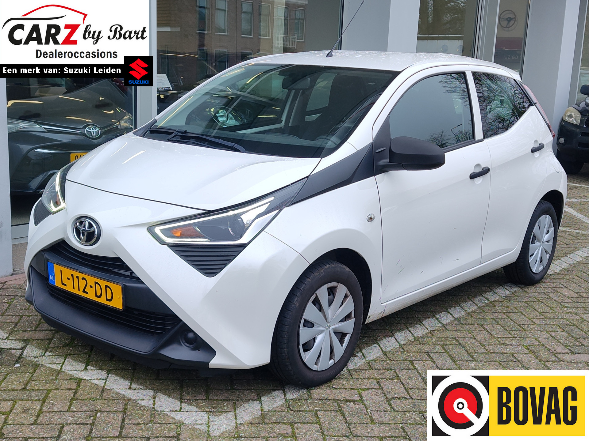 Toyota Aygo 1.0 VVT-i X-FUN Airco | Lage NAP kilometerstand!