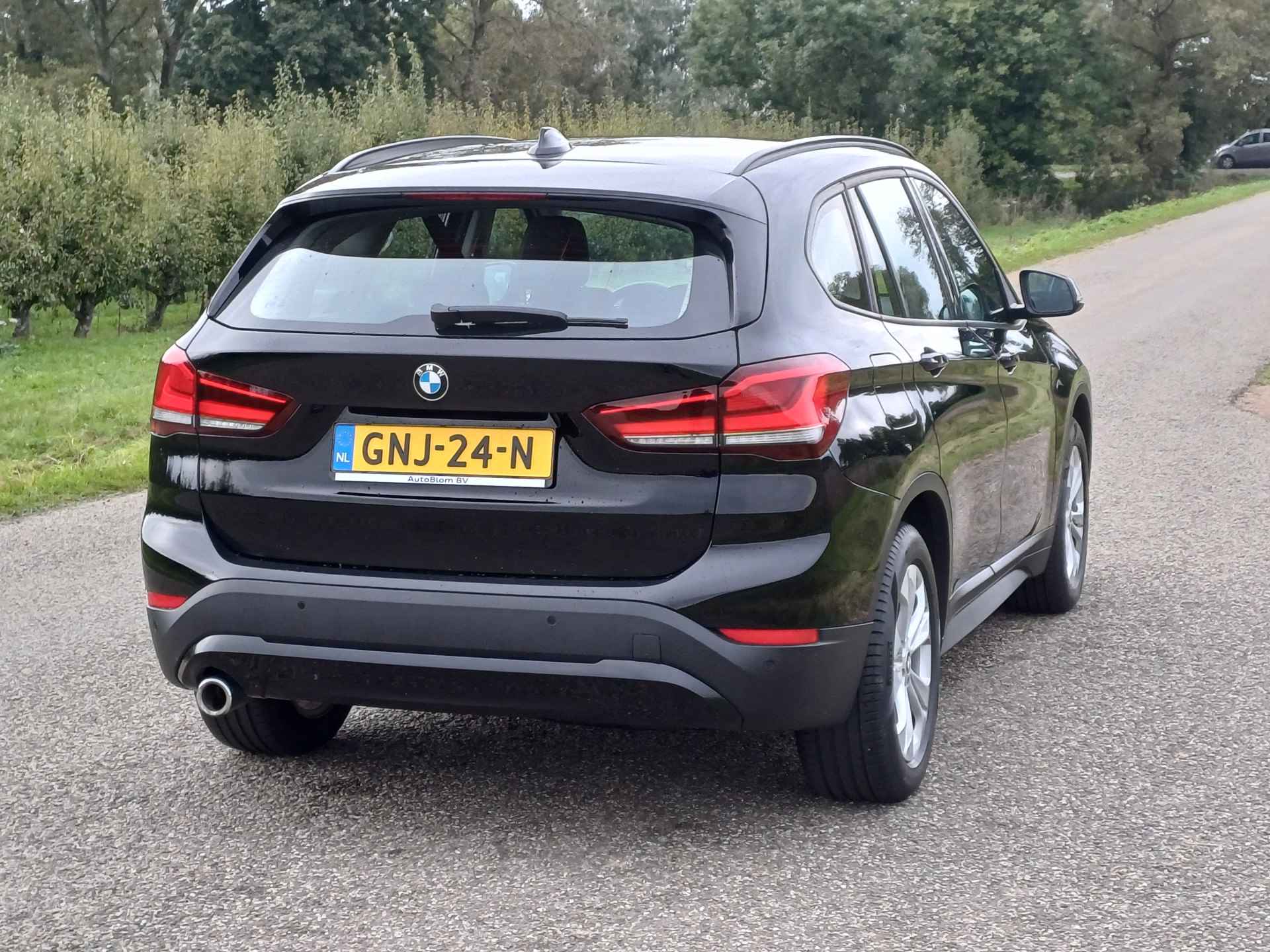 BMW X1 xDrive25e Executive | Hybride | Navi | Stoelverw. | Cruise | M-Stuurwiel | Clima - 7/49