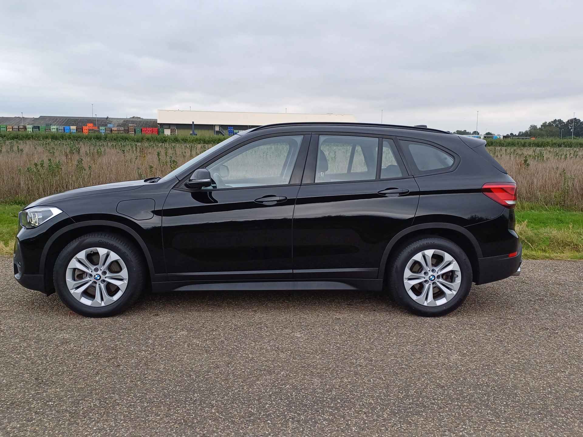 BMW X1 xDrive25e Executive | Hybride | Navi | Stoelverw. | Cruise | M-Stuurwiel | Clima - 10/49