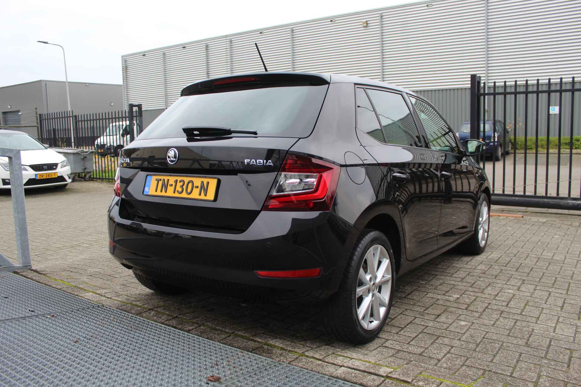 Škoda Fabia 1.0 TSI Clever Orig. NL auto/Clima/Airco/Navigatie/Stoelverwarming/Apple&Android Carplay/Cruise Control - 9/27