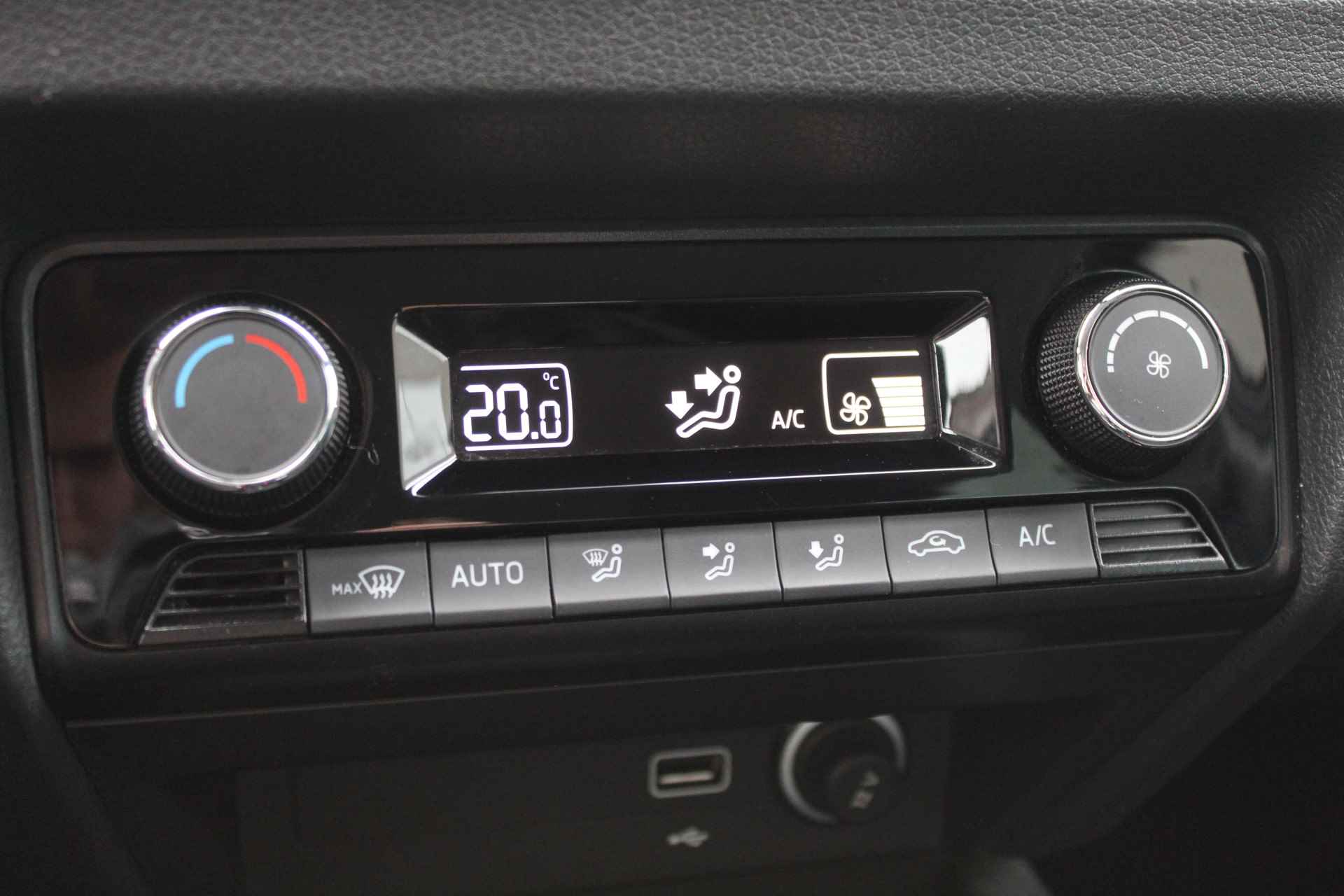 Škoda Fabia 1.0 TSI Clever Orig. NL auto/Clima/Airco/Navigatie/Stoelverwarming/Apple&Android Carplay/Cruise Control - 25/27