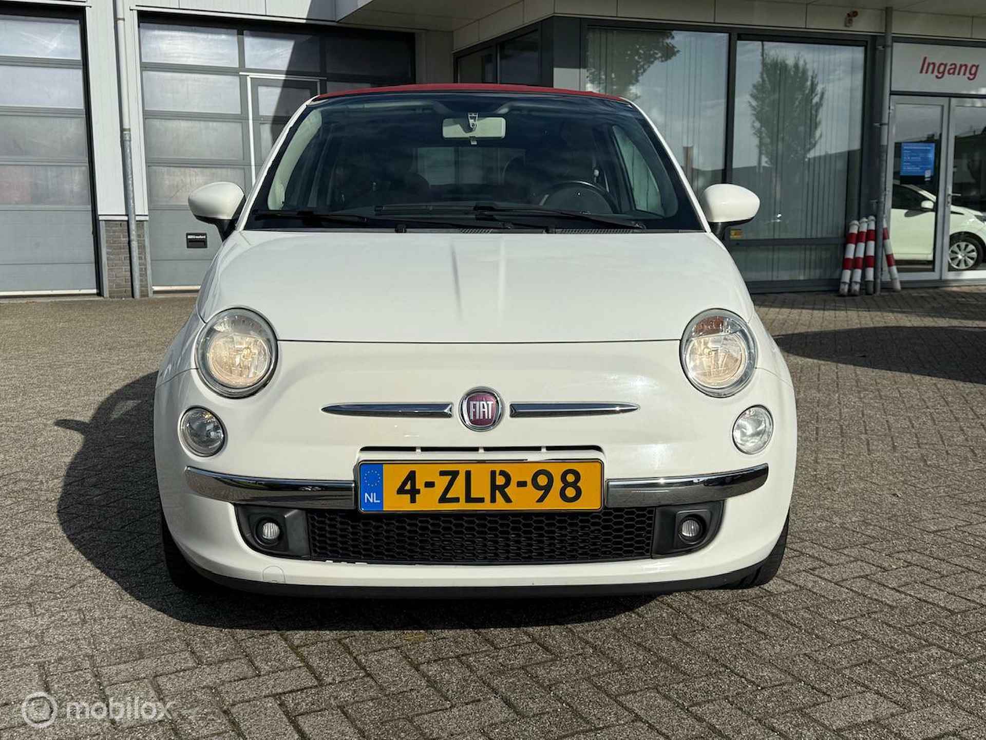 FIAT 500 1.2 LOUNGE CABRIO 6 MND BOVAG RIJKLAAR PRIJS - 2/23