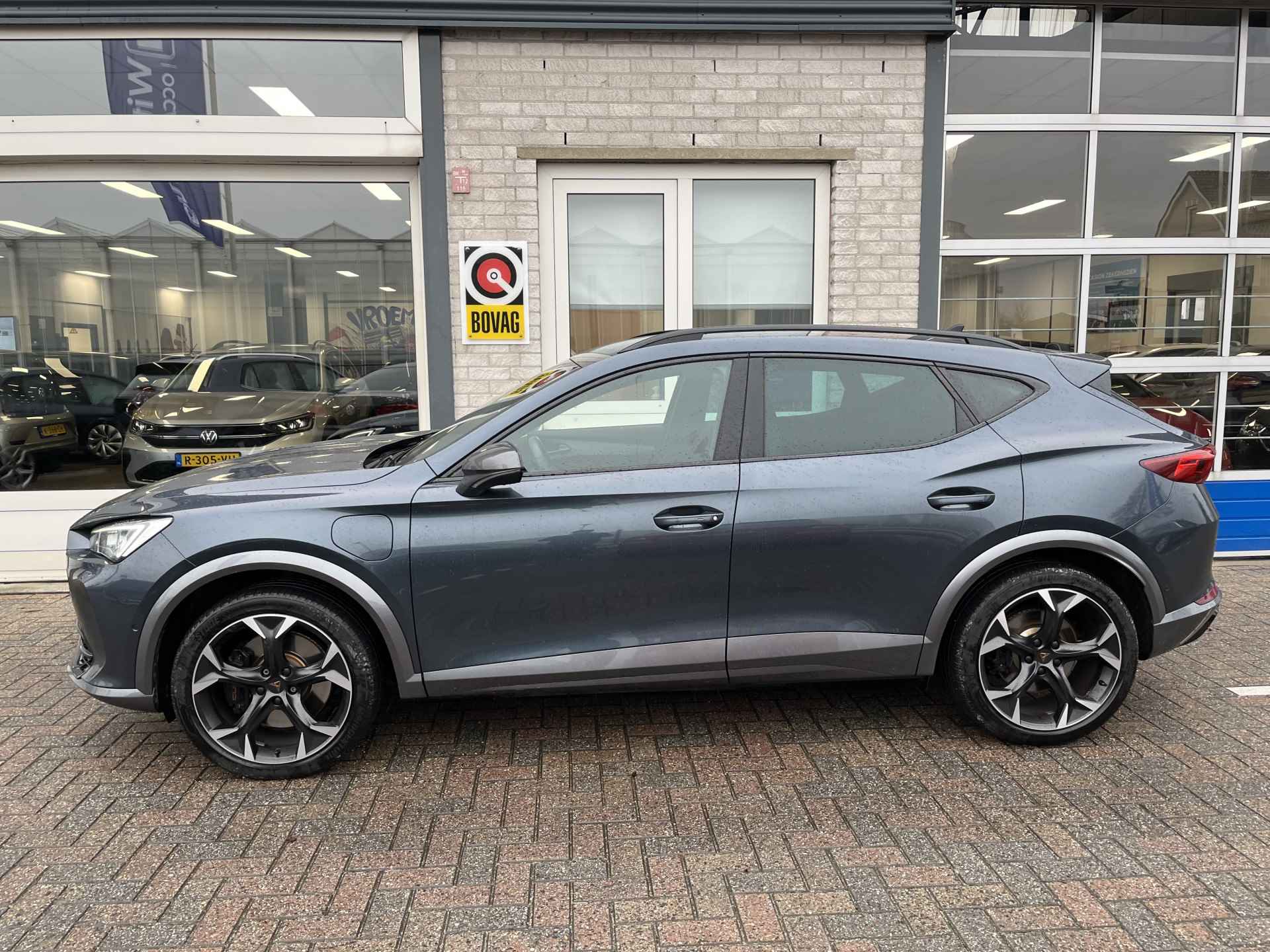 CUPRA Formentor 1.4 e-Hybrid VZ Performance / AUTOMAAT/ 245 PK/ DCC/ CAMERA/ PARK. SENSOREN/ MEMORY SEATS/ DODE HOEK/ MATRIX/ KEYLESS/ STOEL-STUURVERWARM./ ADAPT. CRUISE/ APP-CONNECT/ NAVI/ CLIMA/ DAB - 3/38