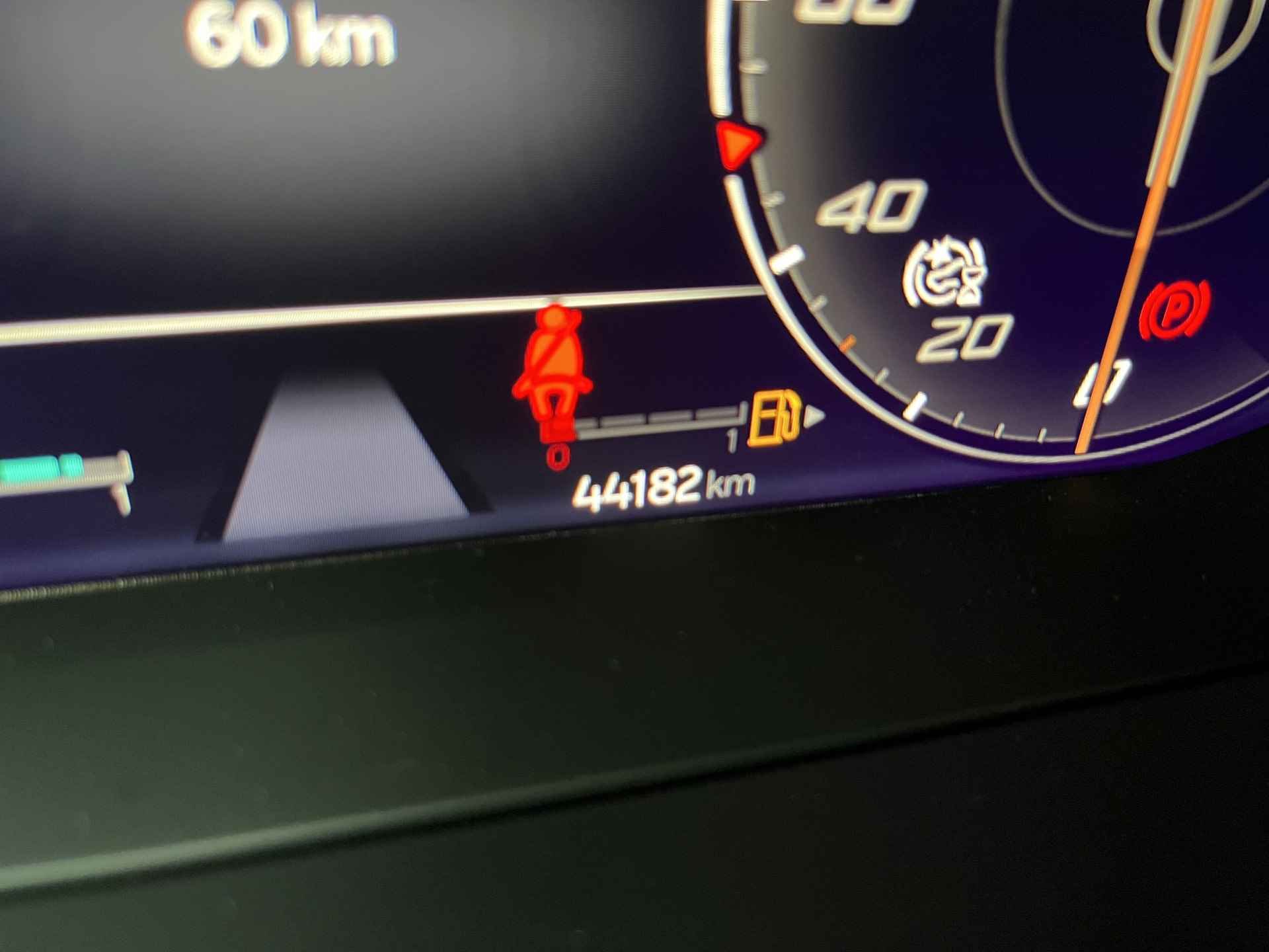 CUPRA Formentor 1.4 e-Hybrid VZ Performance / AUTOMAAT/ 245 PK/ DCC/ CAMERA/ PARK. SENSOREN/ MEMORY SEATS/ DODE HOEK/ MATRIX/ KEYLESS/ STOEL-STUURVERWARM./ ADAPT. CRUISE/ APP-CONNECT/ NAVI/ CLIMA/ DAB - 7/38