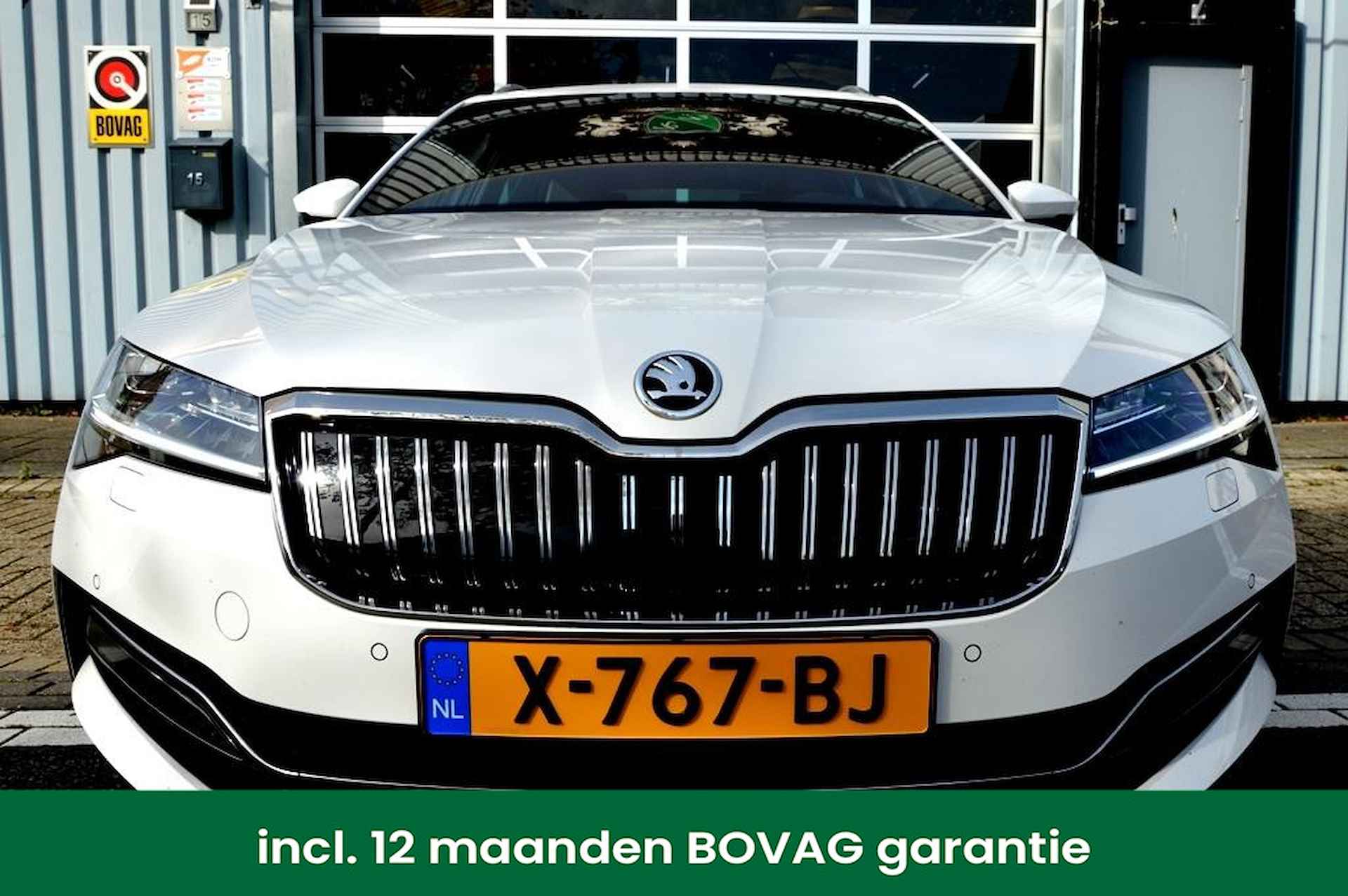 Skoda Superb Combi 1.4 TSI iV CAM/LMV19/NAVI/LEER/VIRTU/PANO - 3/65