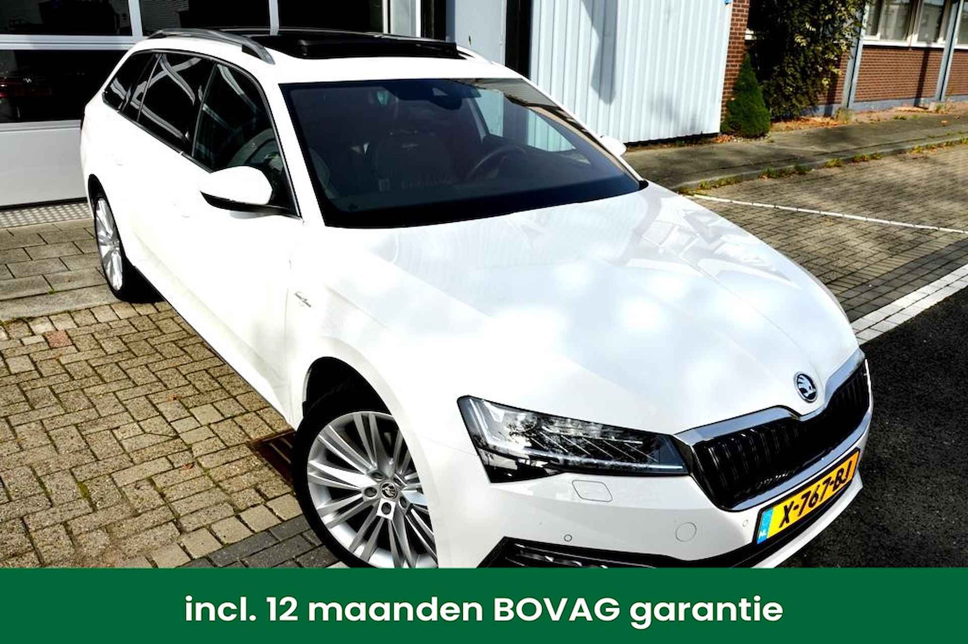 Skoda Superb Combi 1.4 TSI iV CAM/LMV19/NAVI/LEER/VIRTU/PANO - 5/65