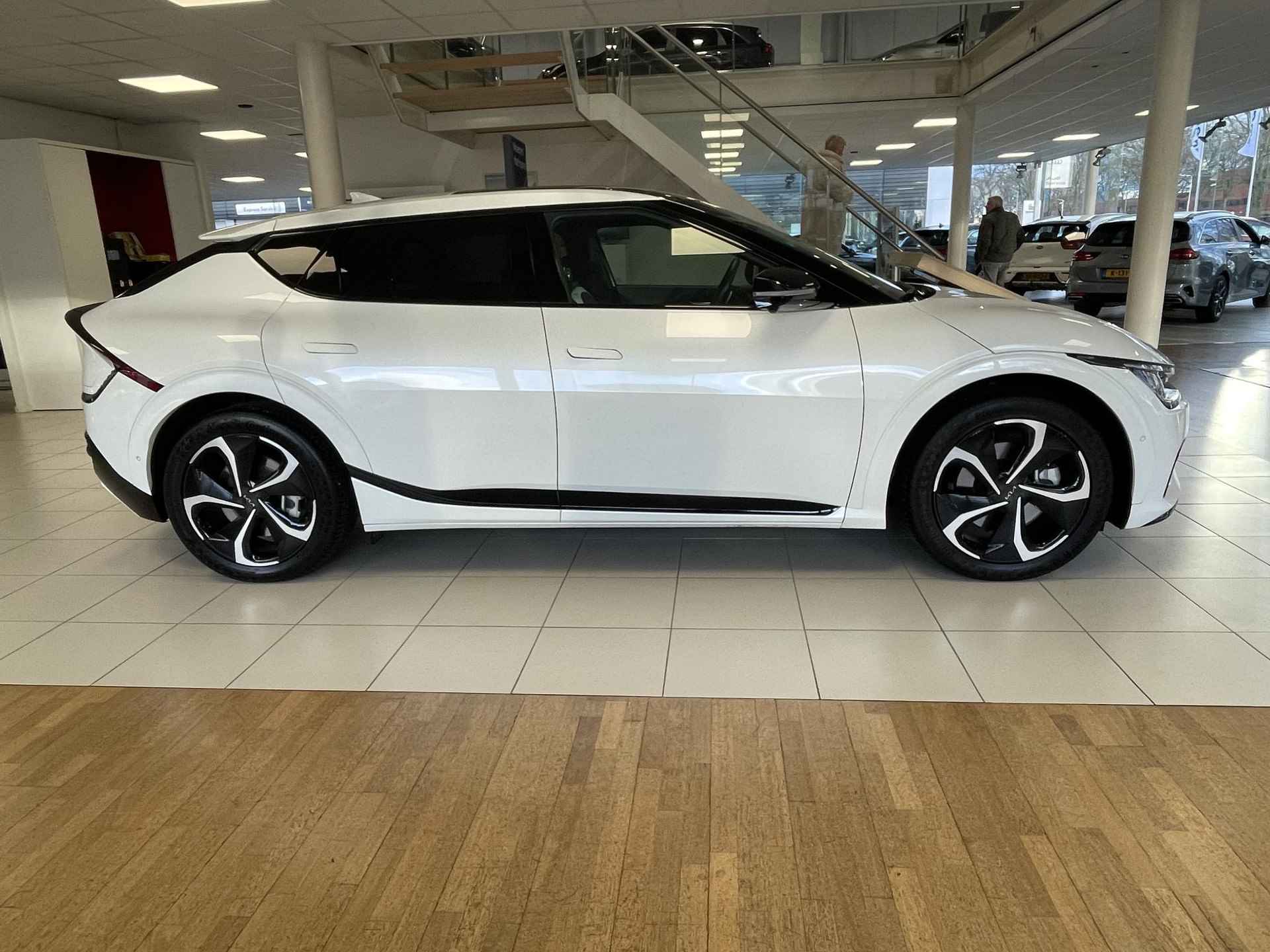 Kia EV6 GT-Line AWD 77.4 kWh Nav | Adapt. Cruise Control | Lane Assist | 360-Camera | Stoelverwarming/verkoeling | Dodehoek Camera | - 8/33