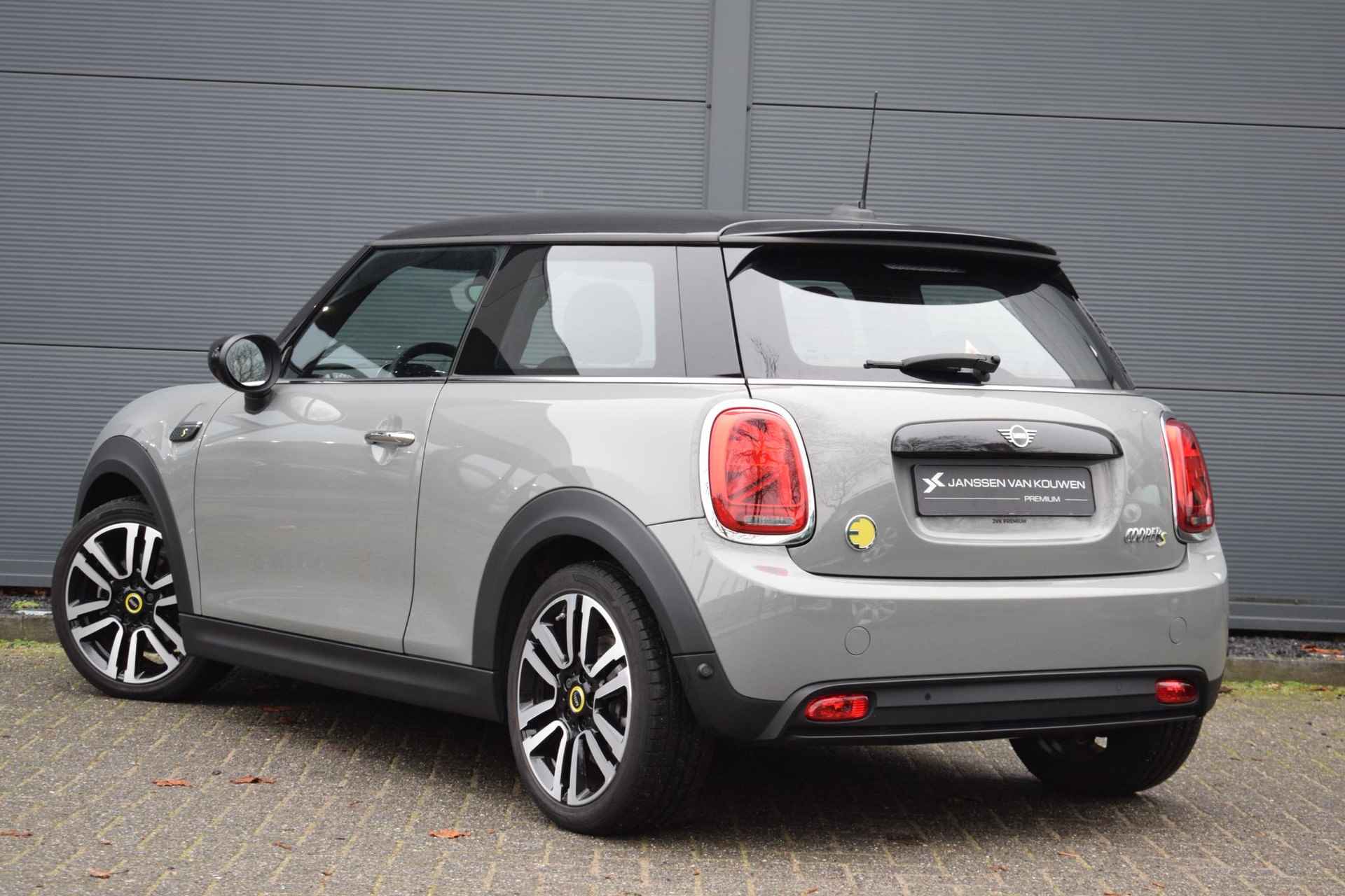 Mini Mini Electric MINI Electric 33 kWh / Apple Carplay / Stoelverwarming - 4/60