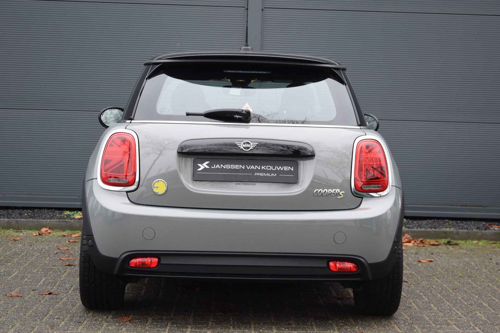 Mini Mini Electric MINI Electric 33 kWh / Apple Carplay / Stoelverwarming - 5/60