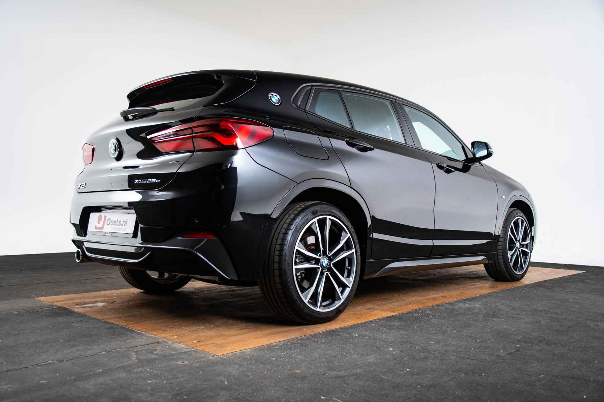 BMW X2 xDrive25e High Executive M Sport - Elektrisch verwarmde voorstoelen - Sportstoelen - Park Assistant - Cruise Control - Koplampsproeiers - Elektrische Achterklep - Stuurwielrand verwarmd - Armsteun voor - - 10/68