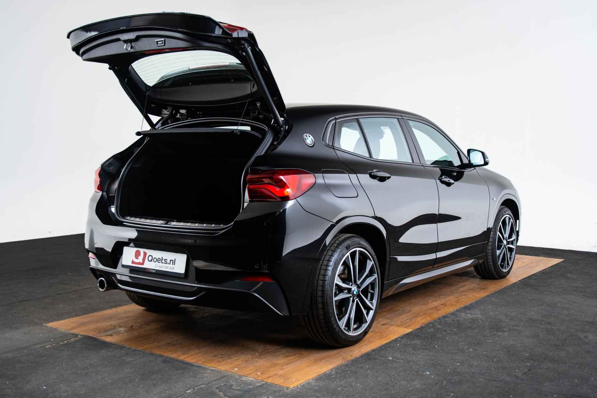 BMW X2 xDrive25e High Executive M Sport - Elektrisch verwarmde voorstoelen - Sportstoelen - Park Assistant - Cruise Control - Koplampsproeiers - Elektrische Achterklep - Stuurwielrand verwarmd - Armsteun voor - - 11/68