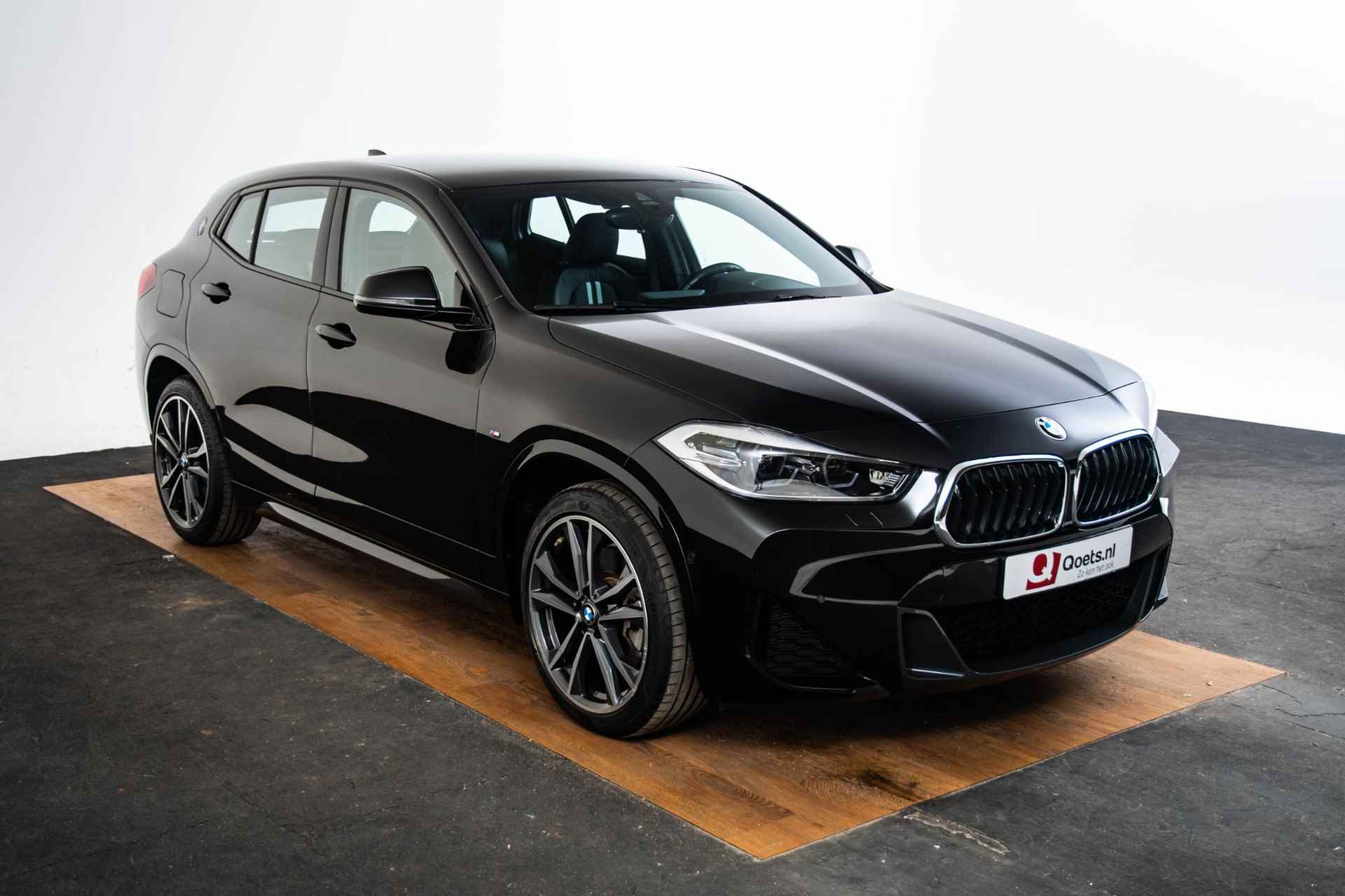 BMW X2 xDrive25e High Executive M Sport - Elektrisch verwarmde voorstoelen - Sportstoelen - Park Assistant - Cruise Control - Koplampsproeiers - Elektrische Achterklep - Stuurwielrand verwarmd - Armsteun voor - - 52/68