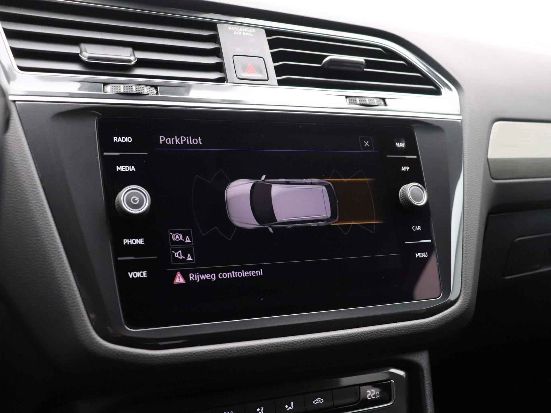 Volkswagen Tiguan Allspace 2.0 TDI 150 PK | Navigatie | Apple Carplay | Android Auto | Parkeersensoren | Elektrische Achterklep | Zwenkbare Trekhaak | Adaptive Cruise Control | DAB | Telefoon Draadloos Opladen | Rijstrookhulp | - 20/40