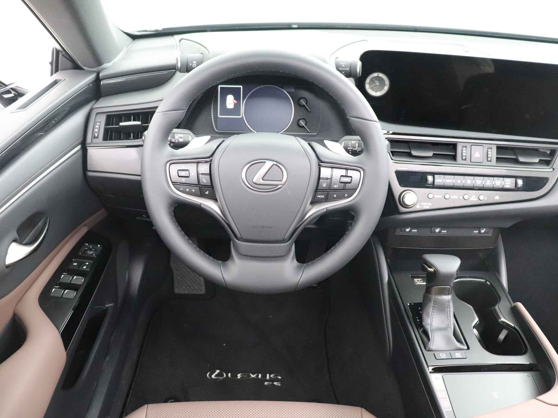 Lexus ES 300h Business Line | Premium Navigatiesysteem | Stoel- en stuurwielverwarming | Apple Carplay/ Android Auto | - 10/49