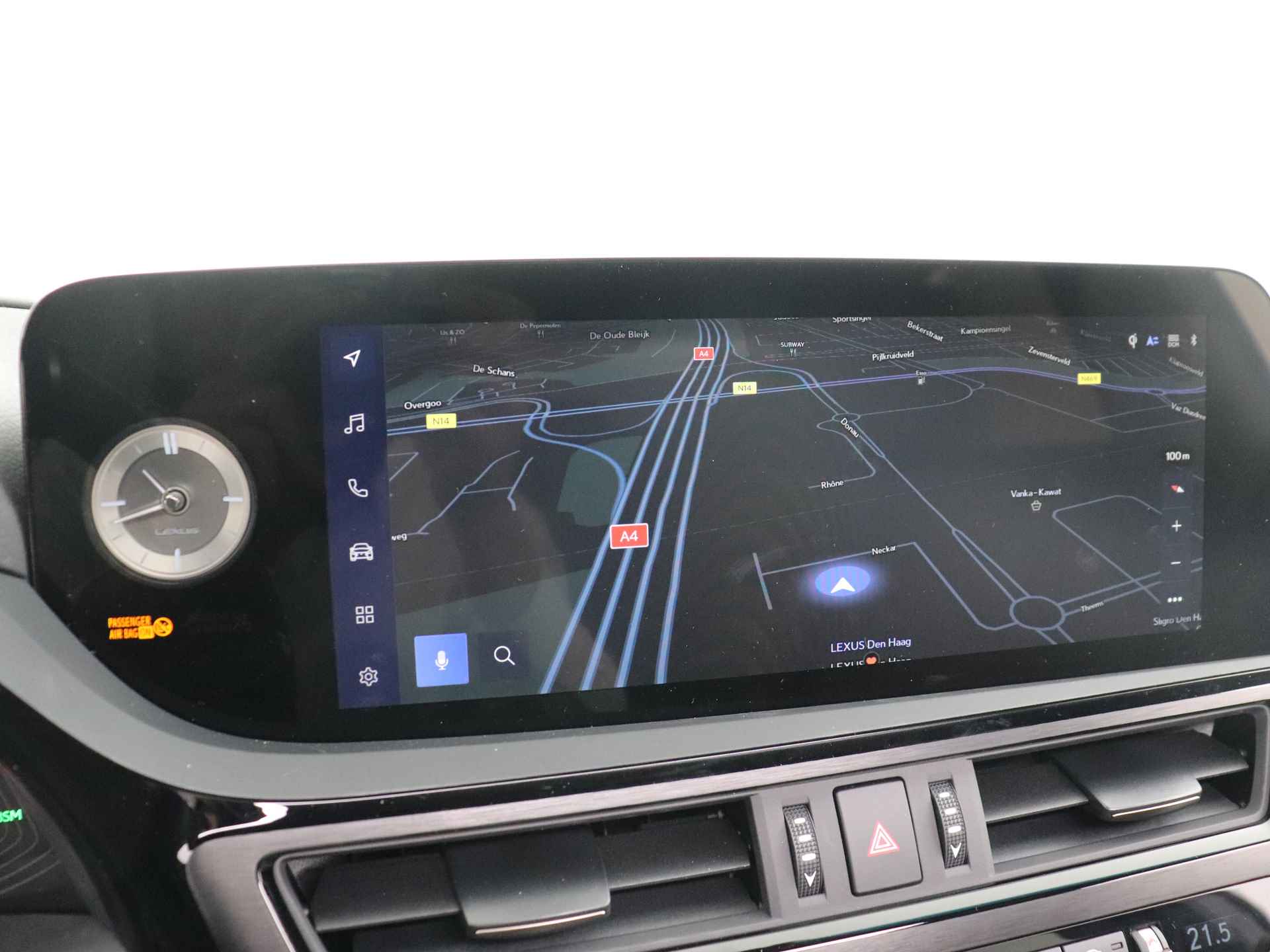 Lexus ES 300h Business Line | Premium Navigatiesysteem | Stoel- en stuurwielverwarming | Apple Carplay/ Android Auto | - 12/49