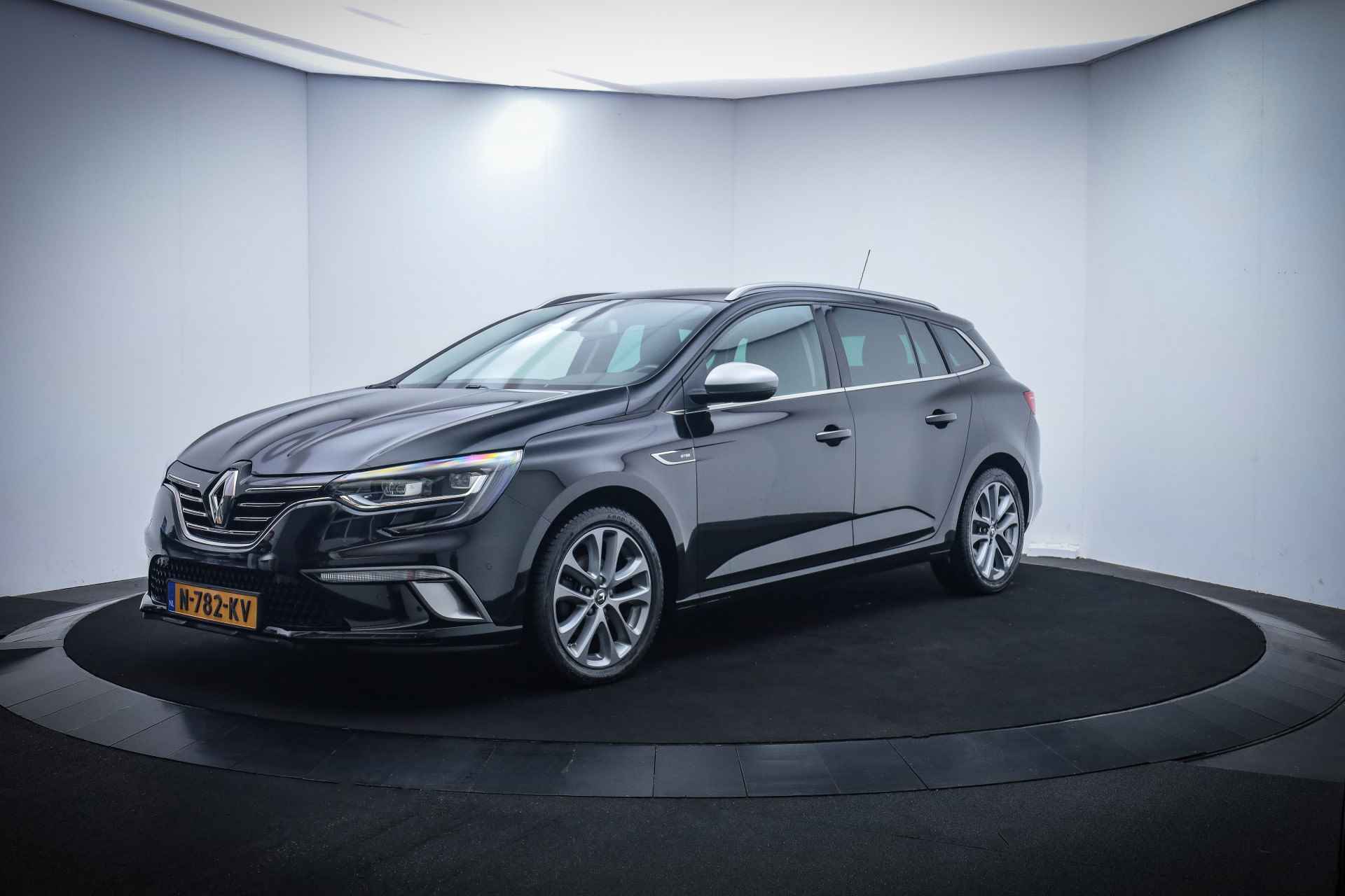 Renault Mégane Estate 1.3TCe GT-Line FULL LED/CAMERA/CARPLAY/NAVI/STOELVERW./TREKHAAK/LMV - 1/29