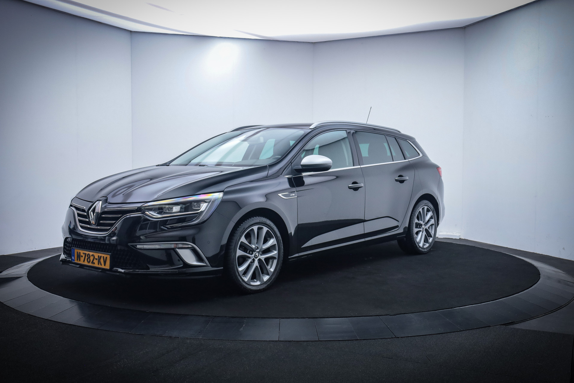 Renault Mégane Estate 1.3TCe GT-Line FULL LED/CAMERA/CARPLAY/NAVI/STOELVERW./TREKHAAK/LMV