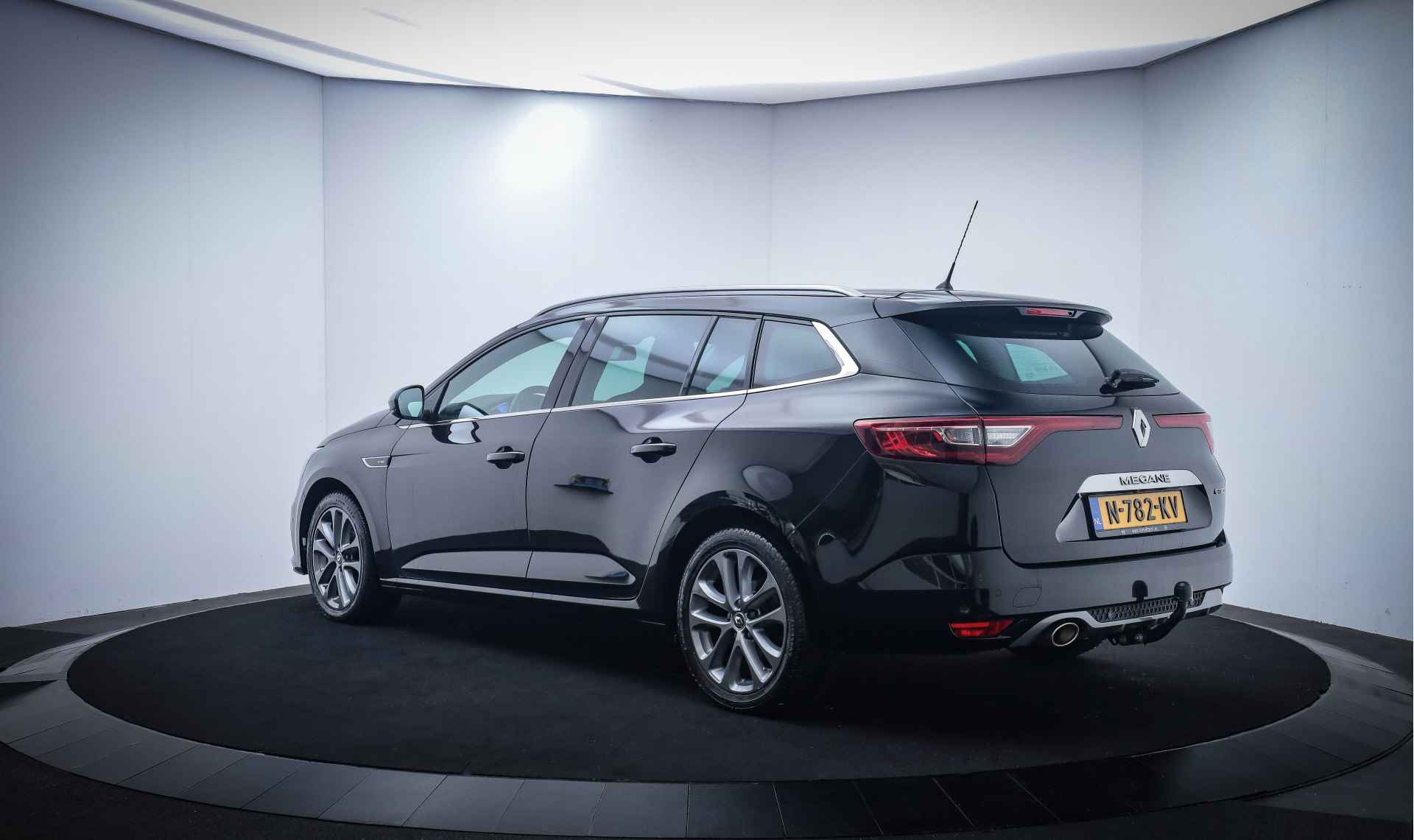 Renault Mégane Estate 1.3TCe GT-Line FULL LED/CAMERA/CARPLAY/NAVI/STOELVERW./TREKHAAK/LMV - 8/29