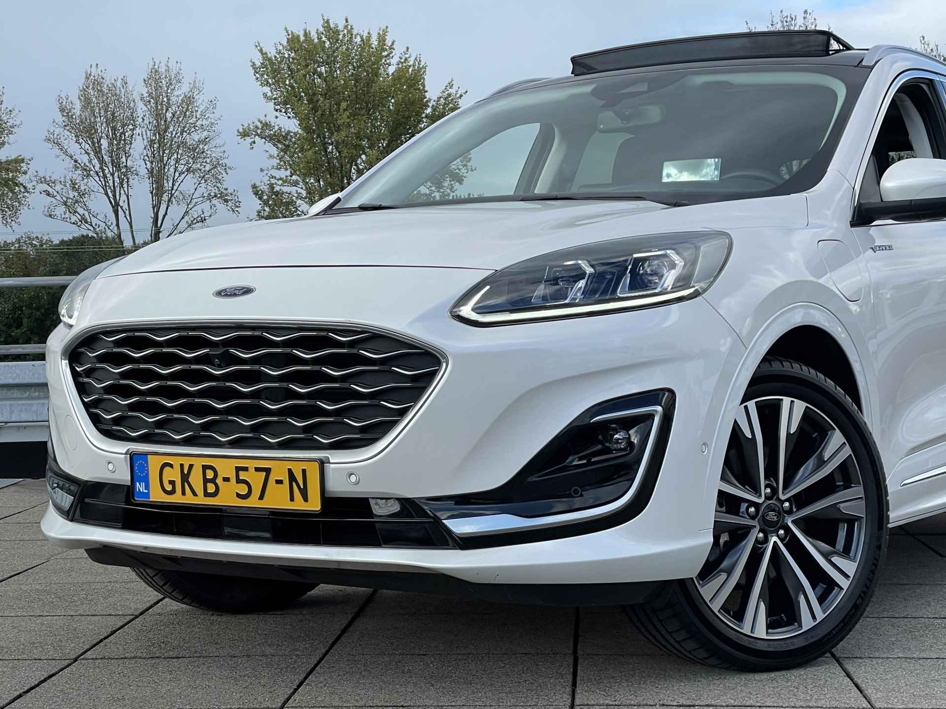 Ford Kuga 2.5 PHEV 225pk Vignale | Panoramadak | Winter Pack | Leder | Rijklaarprijs! | - 4/43