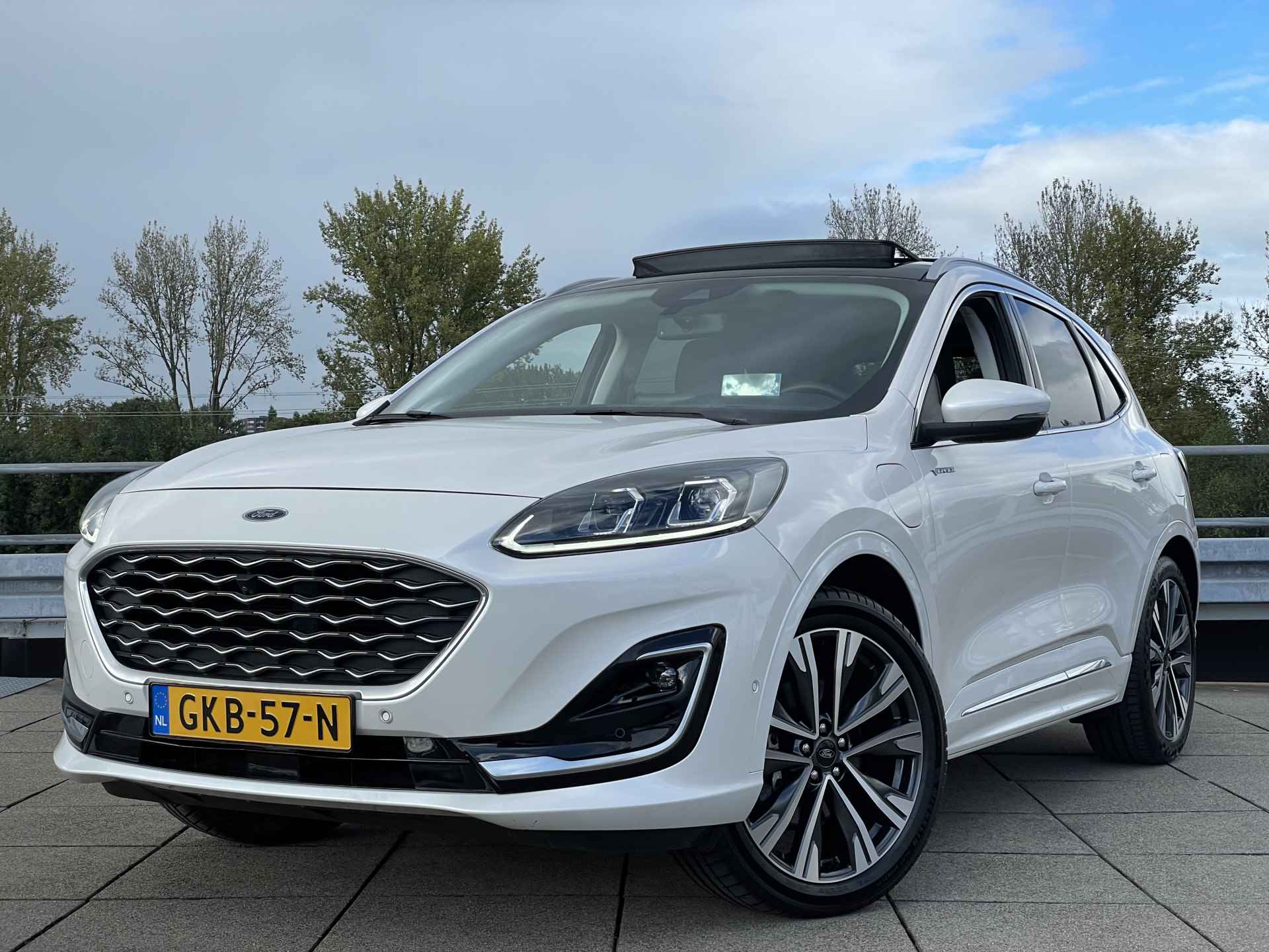 Ford Kuga 2.5 PHEV 225pk Vignale | Panoramadak | Winter Pack | Leder | Rijklaarprijs! | - 5/43