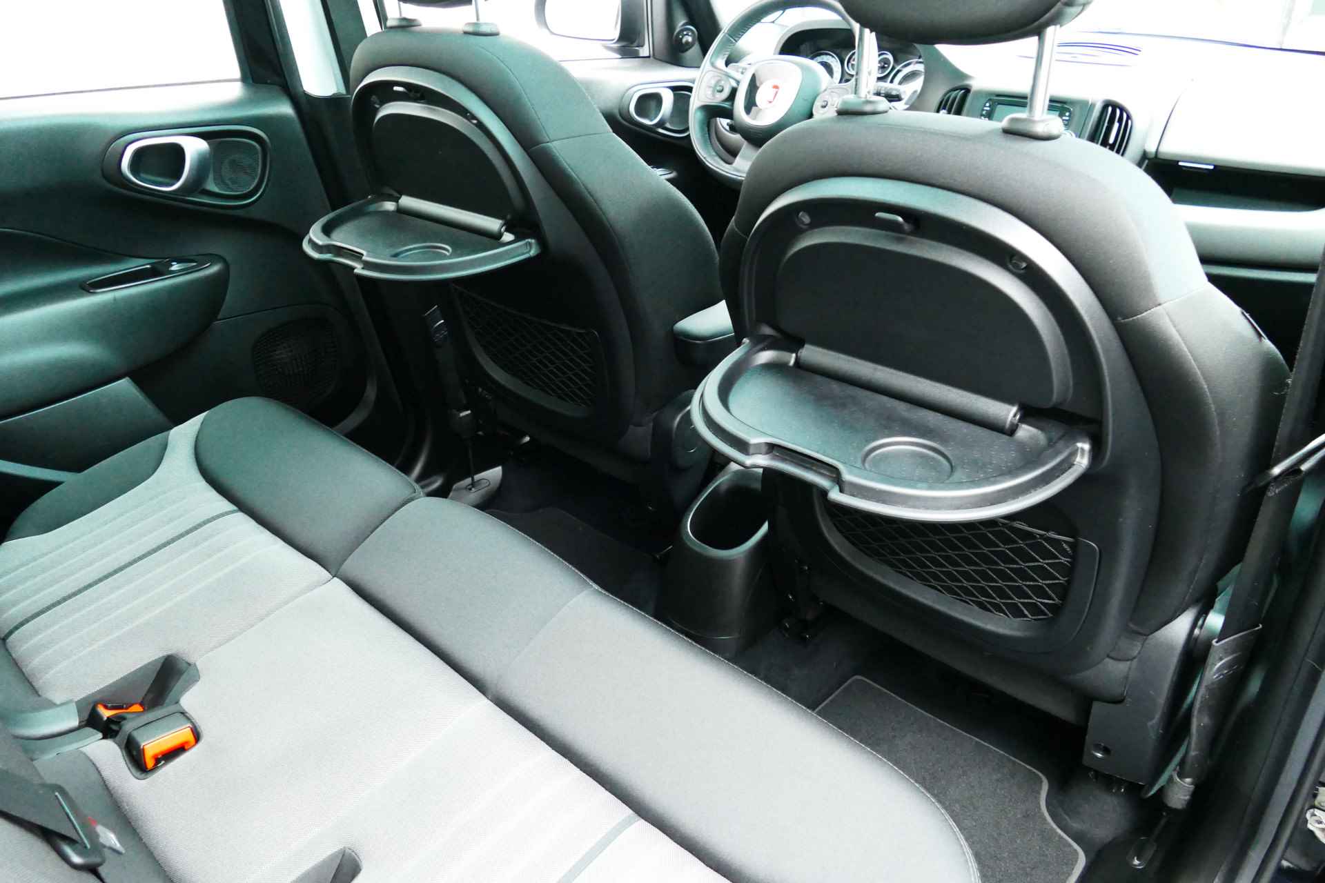 Fiat 500L 0.9 TwinAir Lounge 1-Eig. Panodak, Clima, Cruise, 16"LMV, Trekhaak 1000kg - 9/34