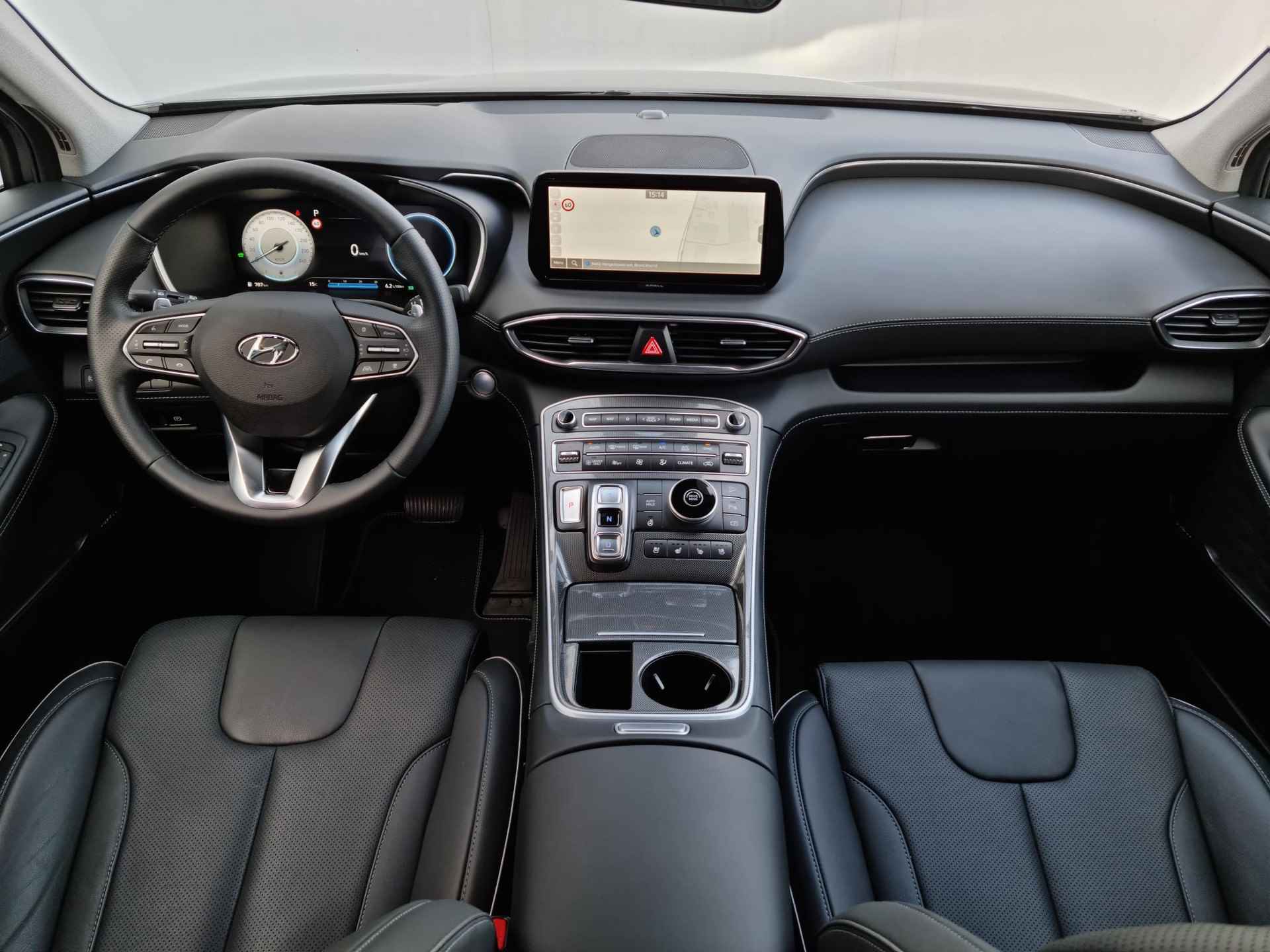 Hyundai Santa Fe 1.6 T-GDI HEV Premium 7Persoons Automaat / Lederen Bekleding / Head-up Display  / Elektrische Achterklep - 2/54