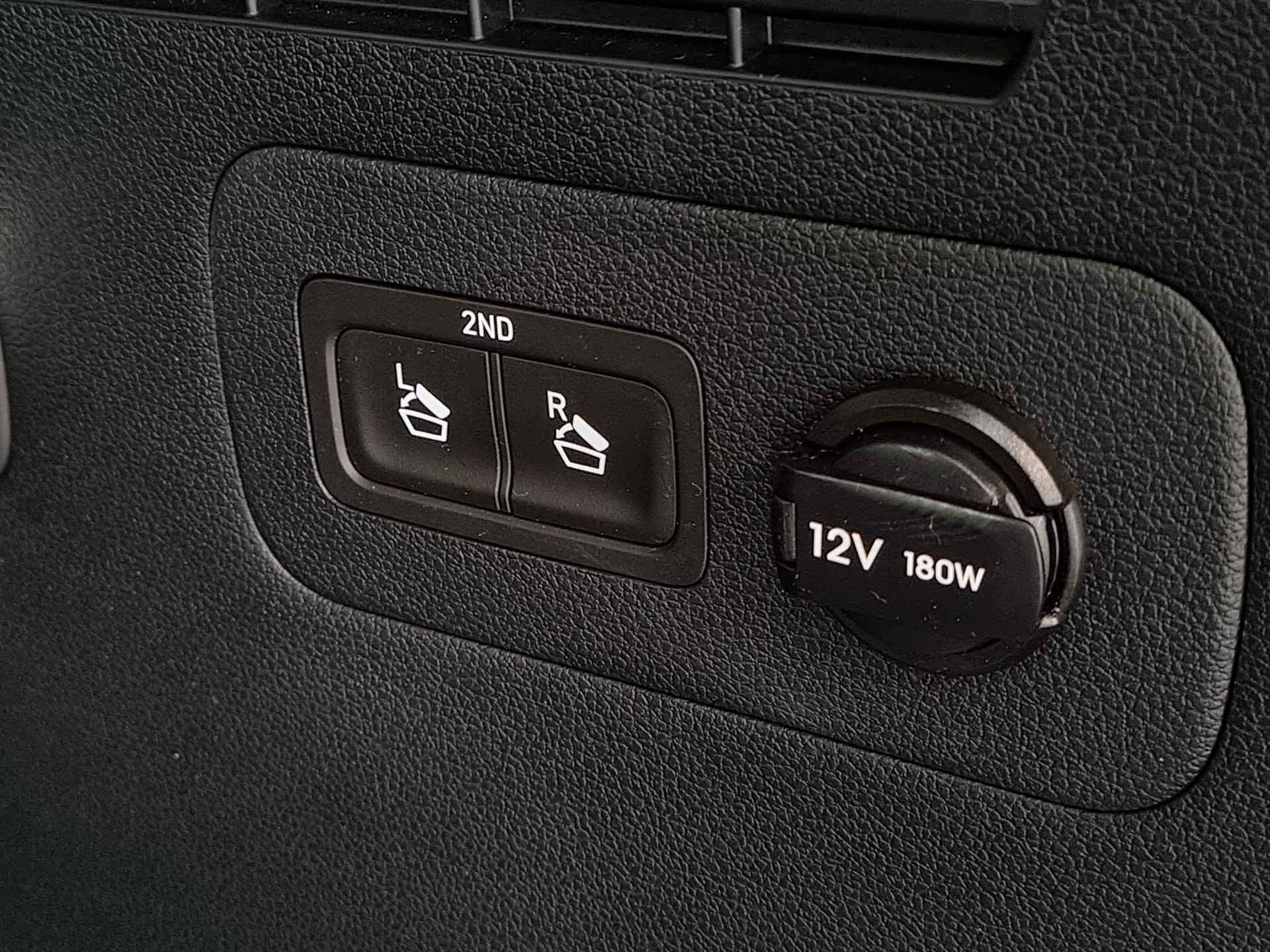 Hyundai Santa Fe 1.6 T-GDI HEV Premium 7Persoons Automaat / Lederen Bekleding / Head-up Display  / Elektrische Achterklep - 32/54