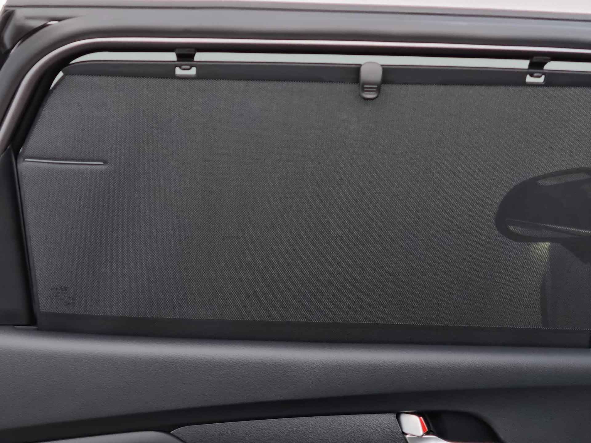 Hyundai Santa Fe 1.6 T-GDI HEV Premium 7Persoons Automaat / Lederen Bekleding / Head-up Display  / Elektrische Achterklep - 49/54