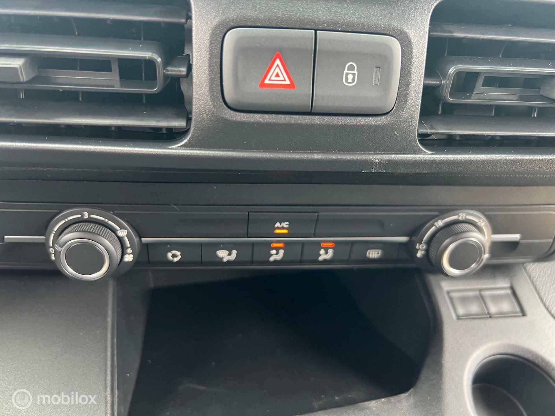 Citroen Berlingo  1.2 PureTech Life navi Apple Carplay airconditioning - 37/39