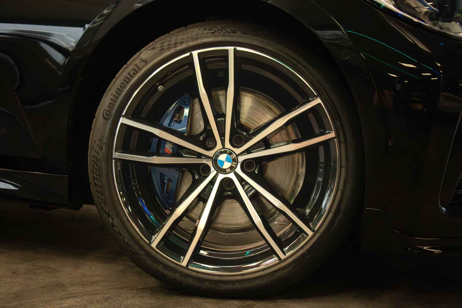 BMW 3-serie 330e High Executive M-Sport+ Head-up Laser-led Schuif/kanteldak 19"lmv - 4/31