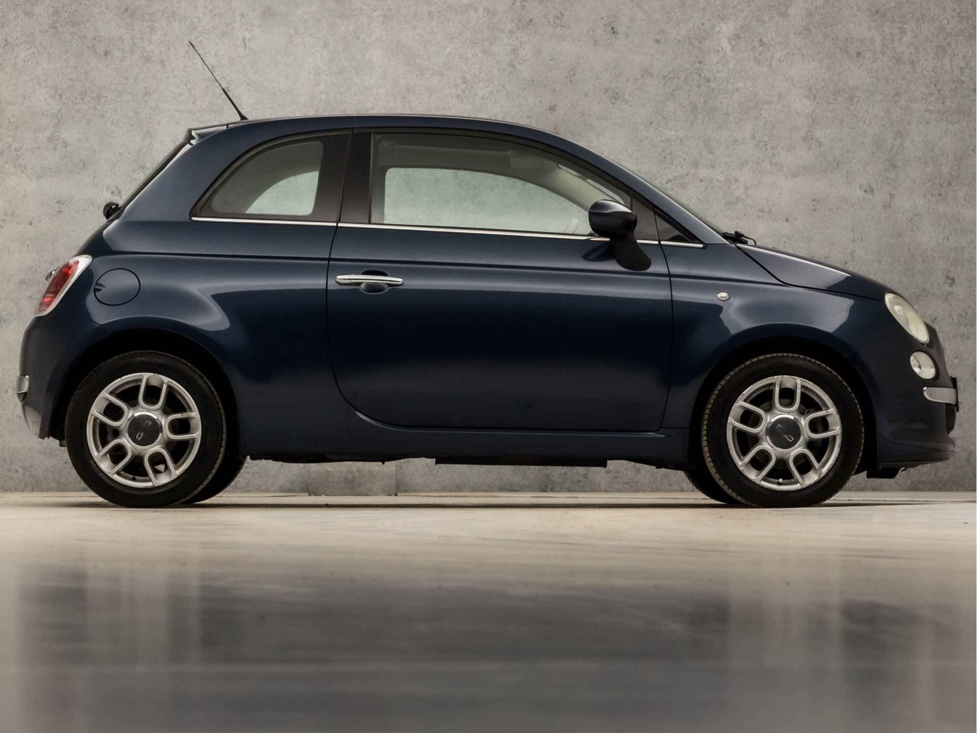 Fiat 500 1.4-16V Lounge (YOUNGTIMER, PANORAMADAK, NAP, RADIO, AIRCO, ELEK PAKKET, SPORTSTOELEN, LM VELGEN, NIEUWE APK, NIEUWSTAAT) - 4/31