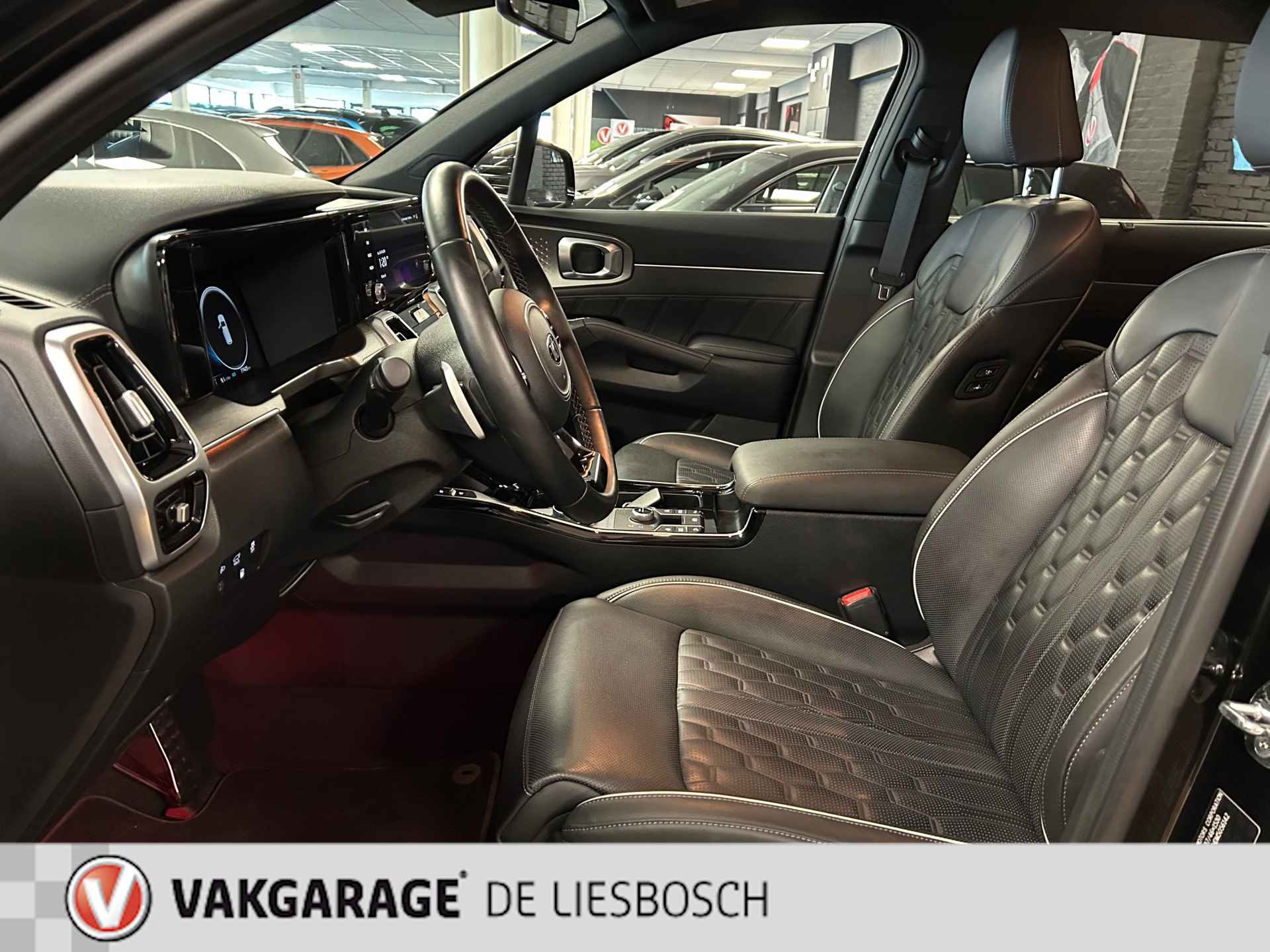 Kia SORENTO 1.6 T-GDI Plug-in Hybrid 4WD ExecutiveLine 5p. / Bose / stoel koeling en verwarming / Leder / trekhaak - 14/33