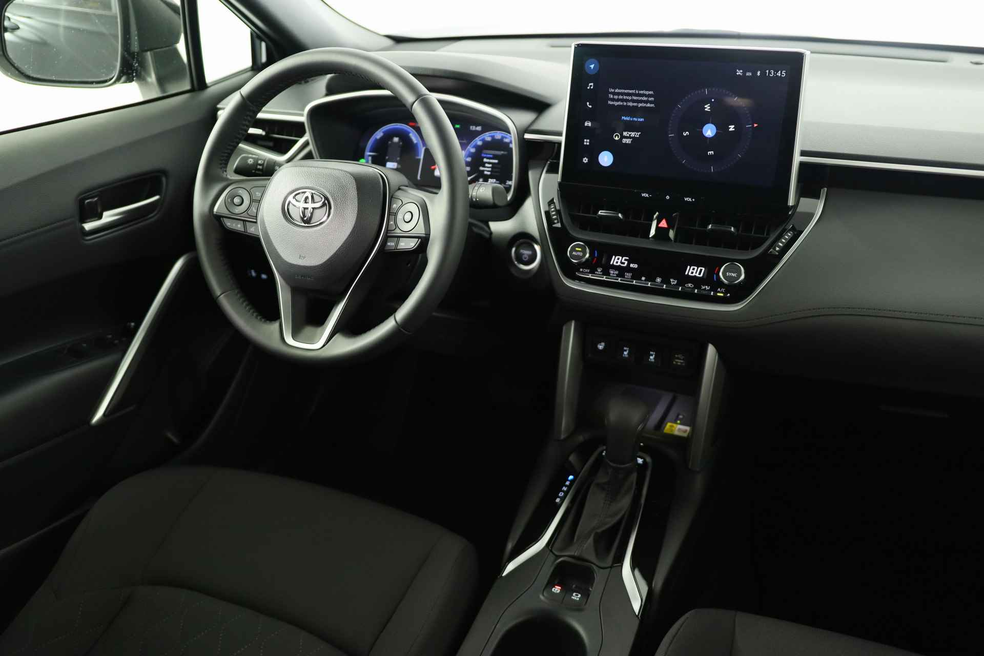 Toyota Corolla Cross Hybrid 140 Dynamic | LED | Clima | Stoel/Stuur Verwarming | Camera | Keyless | Cruise Adaptive | Navi By App | 18'' Lichtmetalen - 29/37