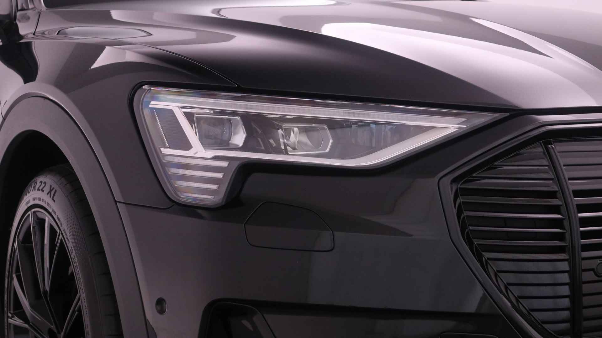 Audi e-tron e-tron 55 Quattro 408pk | Panoramadak | Sportstoelen | 22" LMV | - 9/36