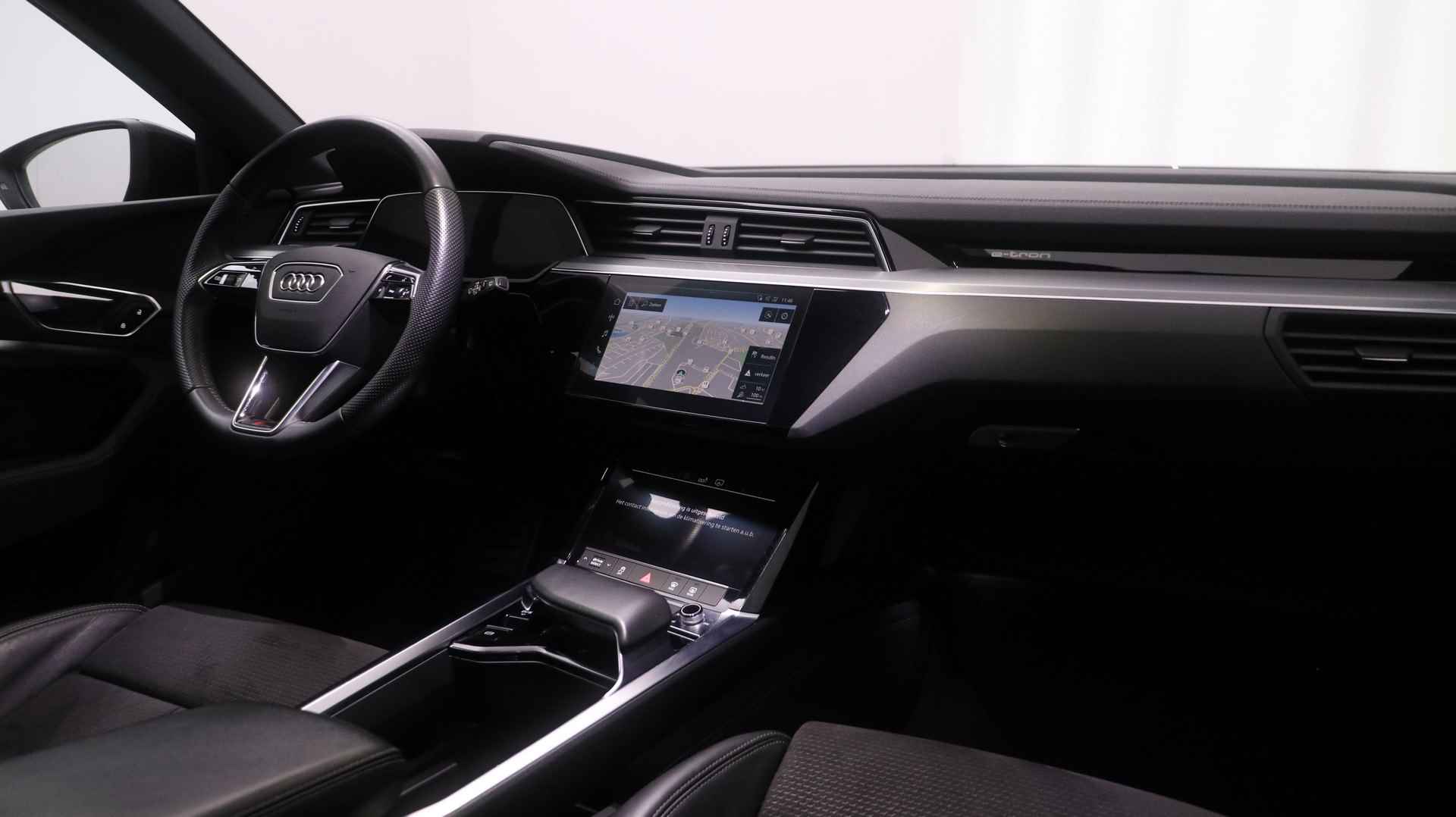 Audi e-tron e-tron 55 Quattro 408pk | Panoramadak | Sportstoelen | 22" LMV | - 17/36