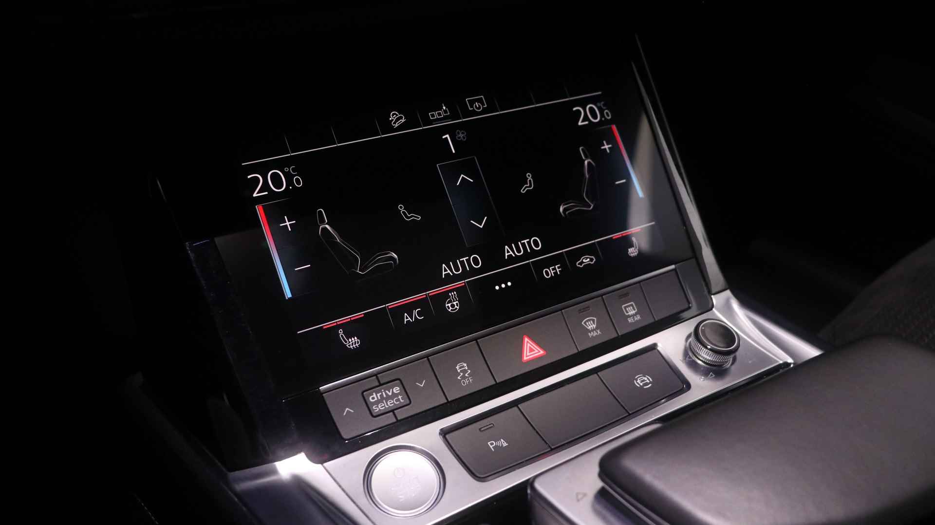 Audi e-tron e-tron 55 Quattro 408pk | Panoramadak | Sportstoelen | 22" LMV | - 29/36