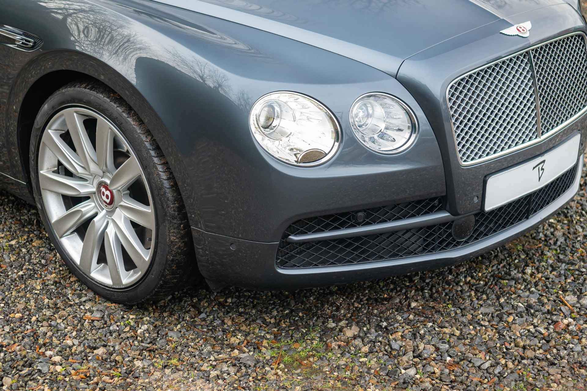 Bentley Flying Spur 4.0 V8 507pk *Mulliner-s Dak-ACC - 27/36