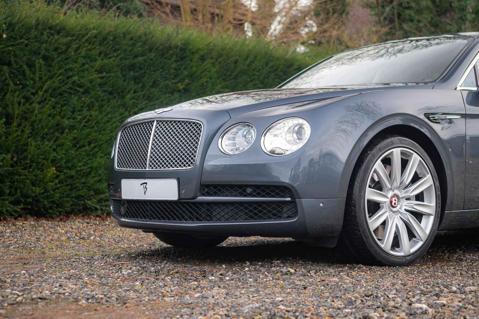 Bentley Flying Spur 4.0 V8 507pk *Mulliner-s Dak-ACC - 29/36