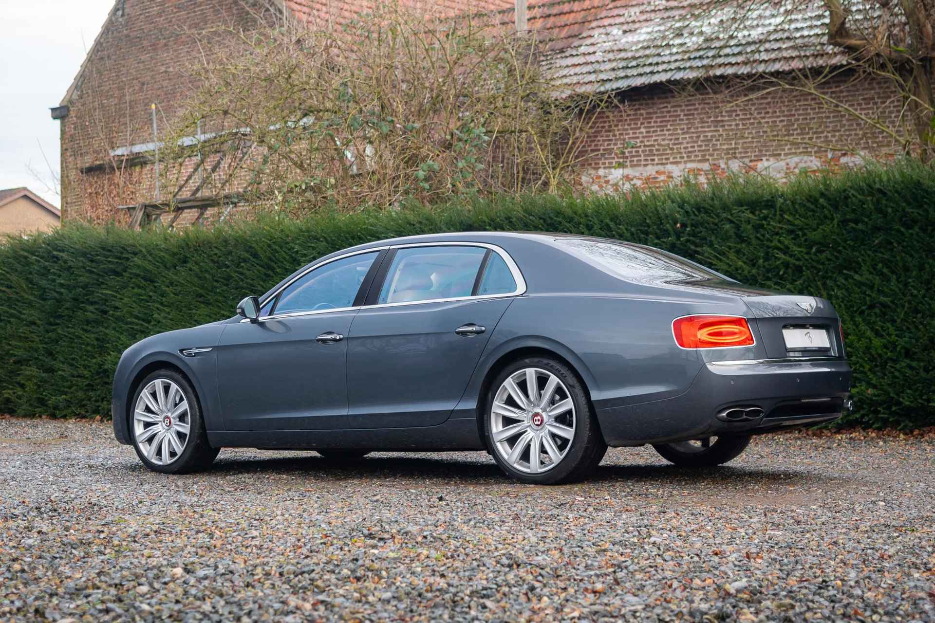 Bentley Flying Spur 4.0 V8 507pk *Mulliner-s Dak-ACC - 31/36