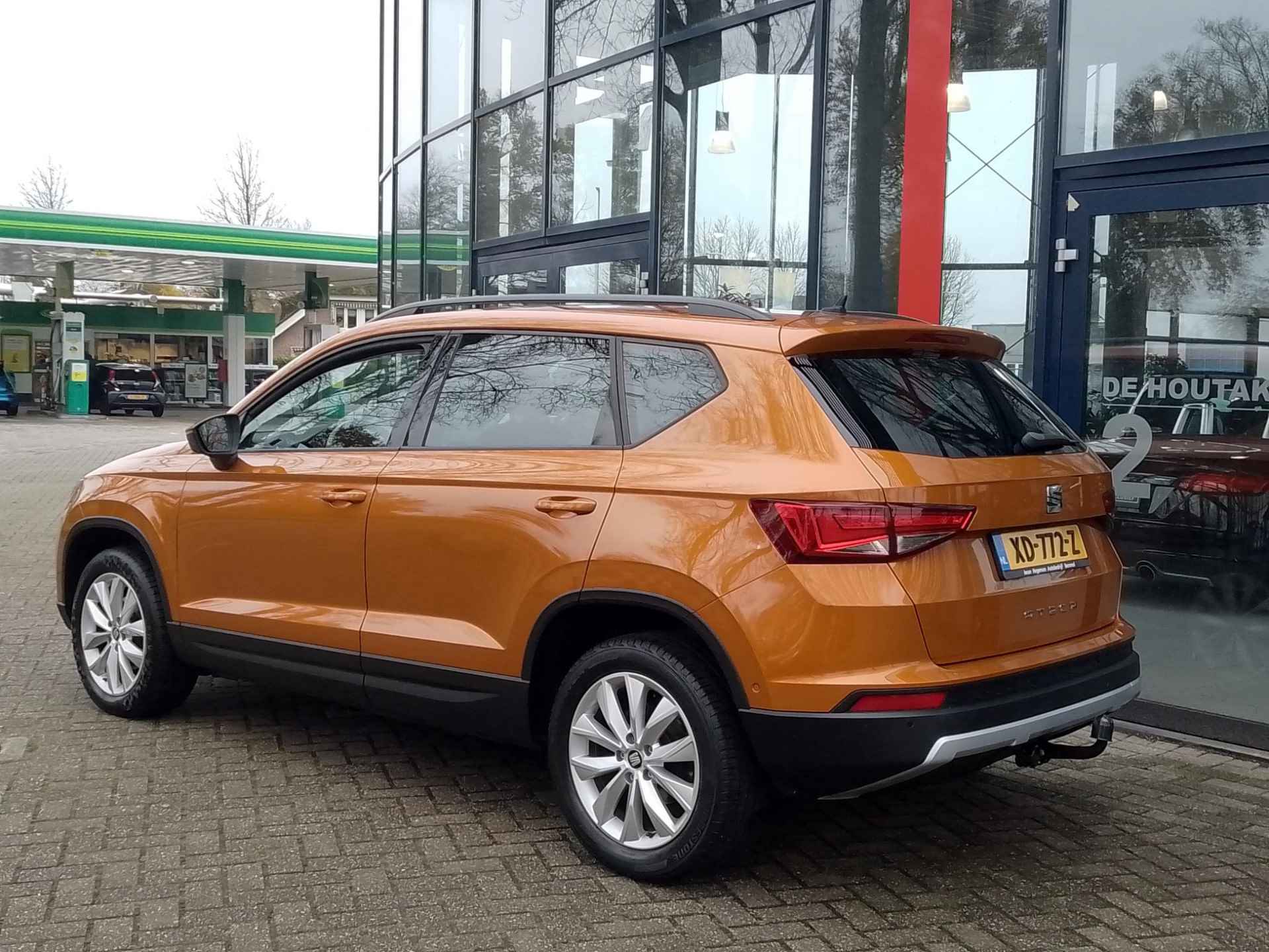 SEAT Ateca 1.5 TSI 150 PK Style Business Intense | Navi | ECC | PDC + Camera | Trekhaak | LM Velgen | Cruise Control - 4/27