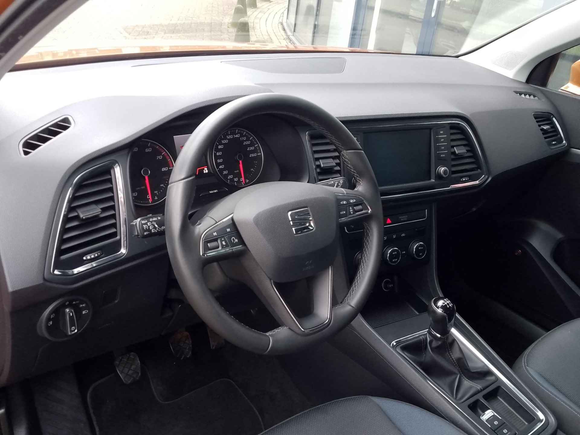 SEAT Ateca 1.5 TSI 150 PK Style Business Intense | Navi | ECC | PDC + Camera | Trekhaak | LM Velgen | Cruise Control - 13/27