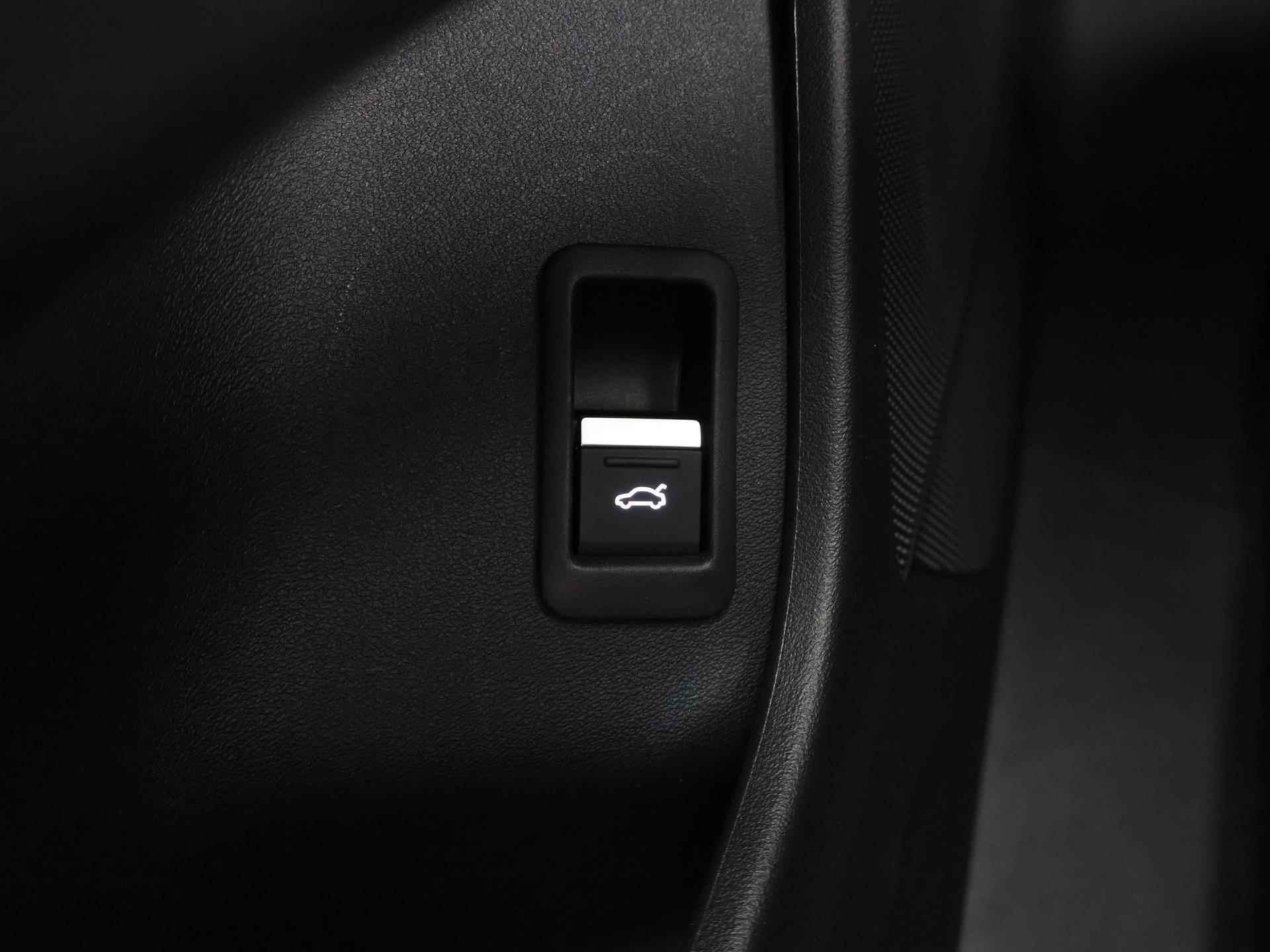 Audi Q4 Sportback e-tron 50 quattro S edition 77 kWh | S-Line | Memory seats | Head-Up | Climate Control | Keyless | Digitaal Dashboard | Stoelverwarming | Navigatie | - 45/55