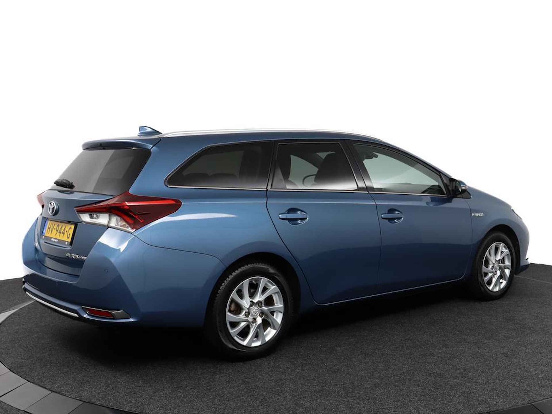 Toyota Auris Touring Sports 1.8 Hybrid Lease pro | Panoramadak | Parkeersensoren | Navigatie - 2/55