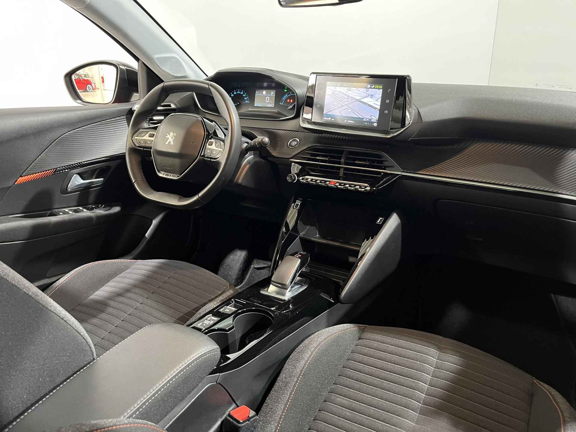Peugeot e-208 EV Active Pack 50 kWh Automaat | Subsidie mogelijkheid | Snel Laad Functie | Navi | Parkeersensoren | Lichtmetalen Velgen | Privacy Glass | Cruise Control | Climate Control | - 10/30