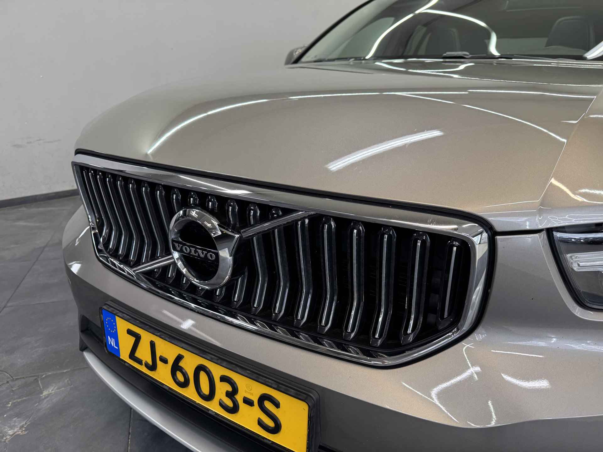 Volvo XC40 2.0 T4 Inscription✅Luxury Line✅Origineel Nederlands✅Panoramadak✅Harman/Kardon✅Stoelverwarming✅Adaptive Cruise Control✅Stuurverwarming✅NAP✅ - 11/96