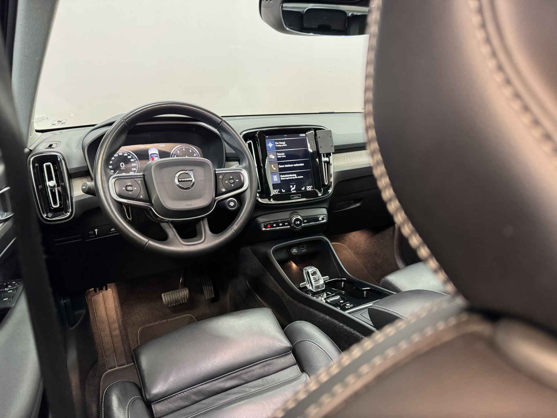 Volvo XC40 2.0 T4 Inscription✅Luxury Line✅Origineel Nederlands✅Panoramadak✅Harman/Kardon✅Stoelverwarming✅Adaptive Cruise Control✅Stuurverwarming✅NAP✅ - 13/96