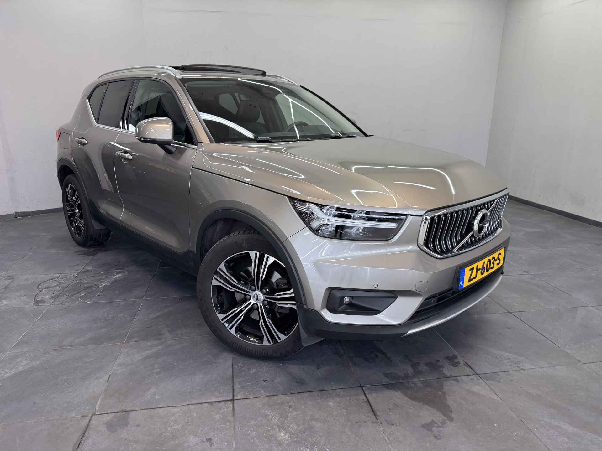 Volvo XC40 2.0 T4 Inscription✅Luxury Line✅Origineel Nederlands✅Panoramadak✅Harman/Kardon✅Stoelverwarming✅Adaptive Cruise Control✅Stuurverwarming✅NAP✅ - 36/96